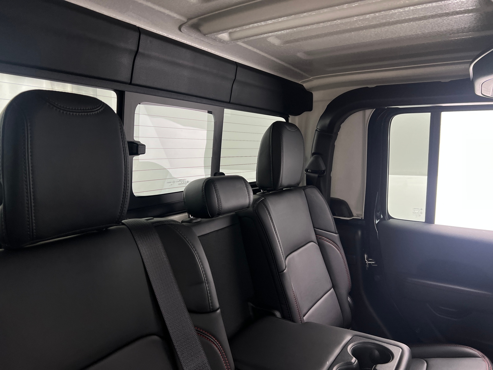 Thumbnail: 2024 Jeep Gladiator - 5
