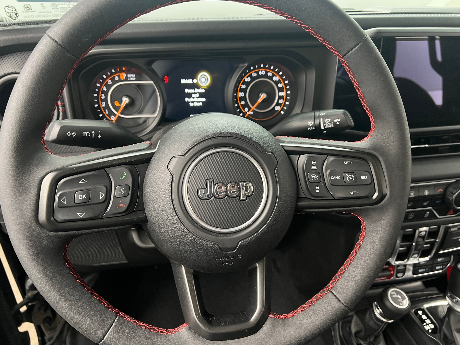 Thumbnail: 2024 Jeep Gladiator - 4