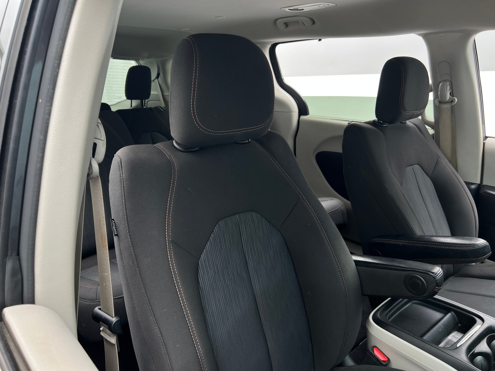 Thumbnail: 2020 Chrysler Pacifica - 2