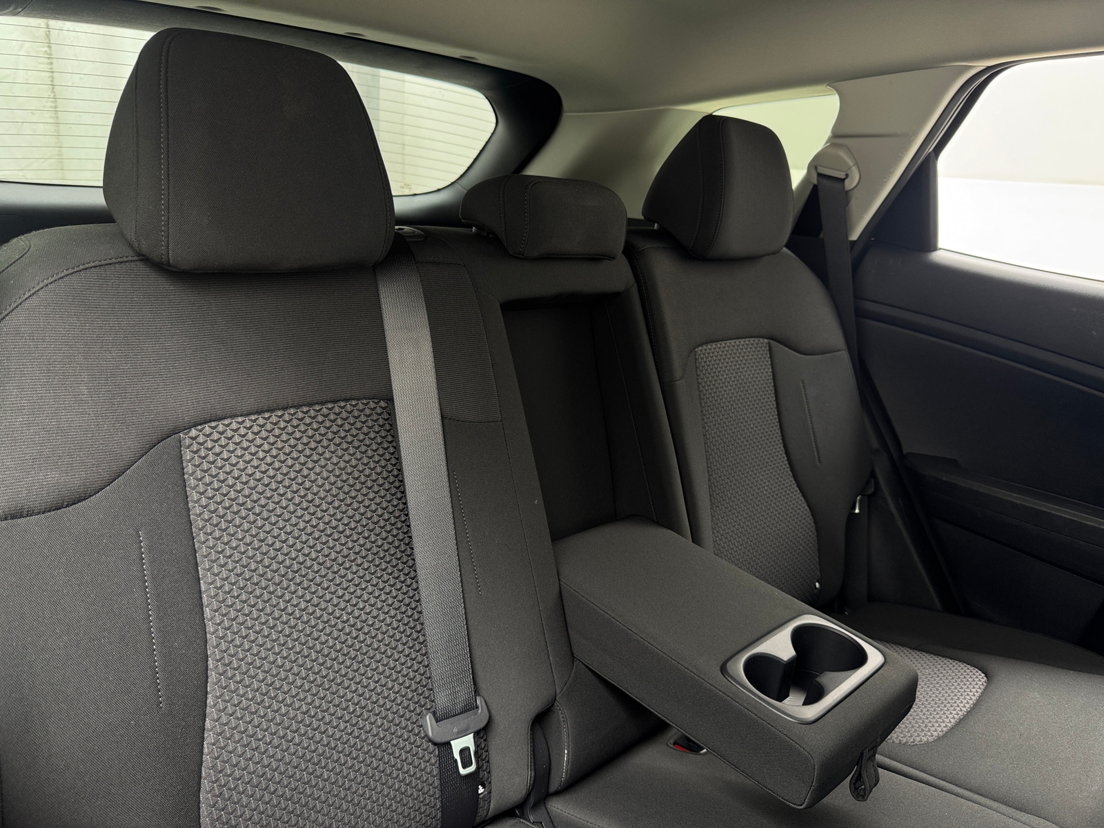 Thumbnail: 2023 Kia Sportage - 6