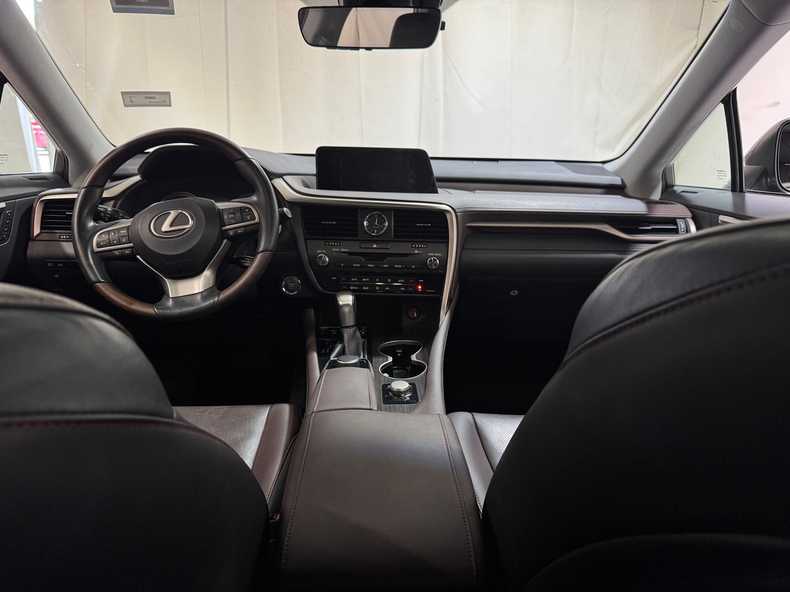Thumbnail: 2017 Lexus RX - 3