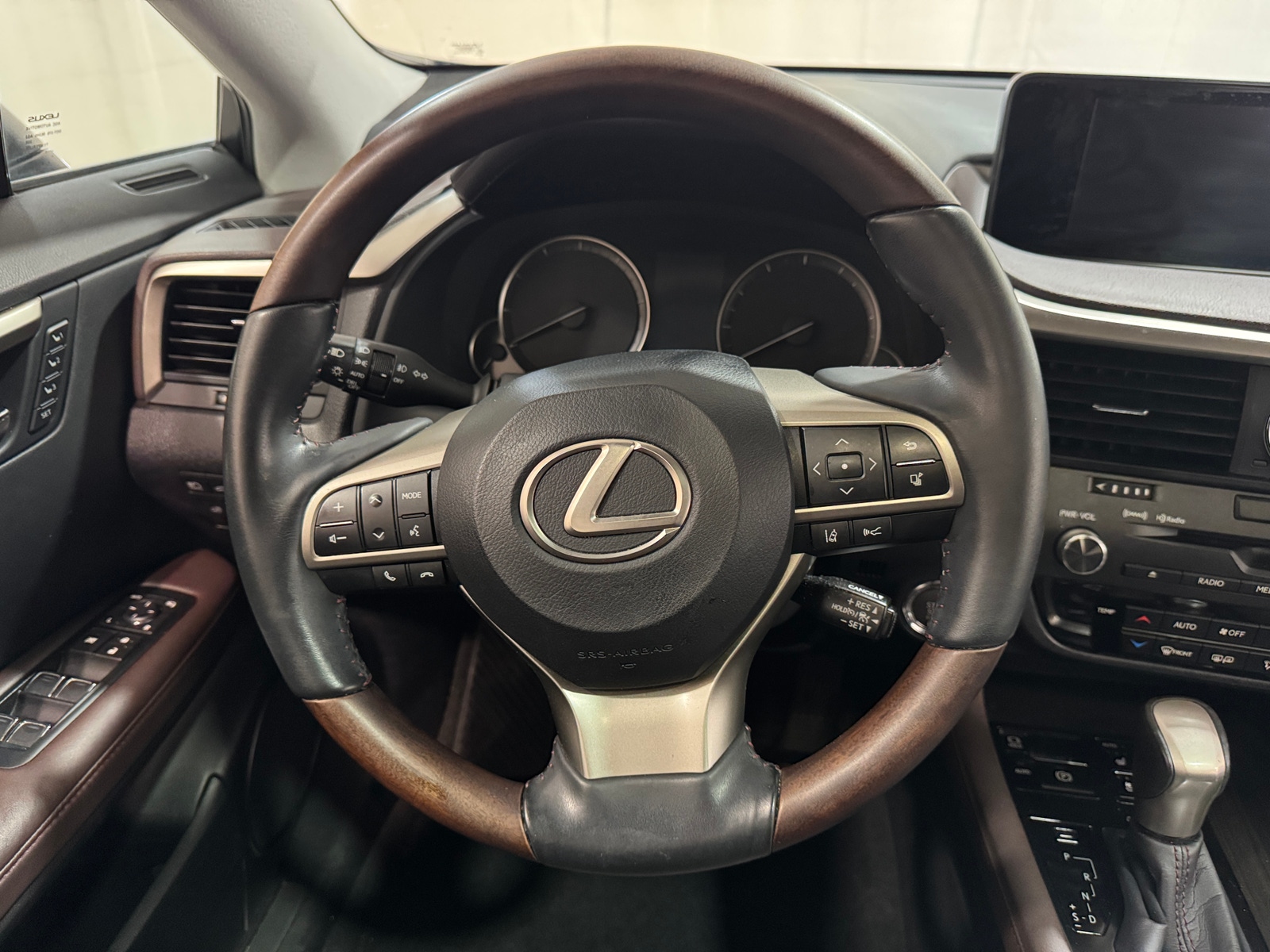 Thumbnail: 2017 Lexus RX - 5