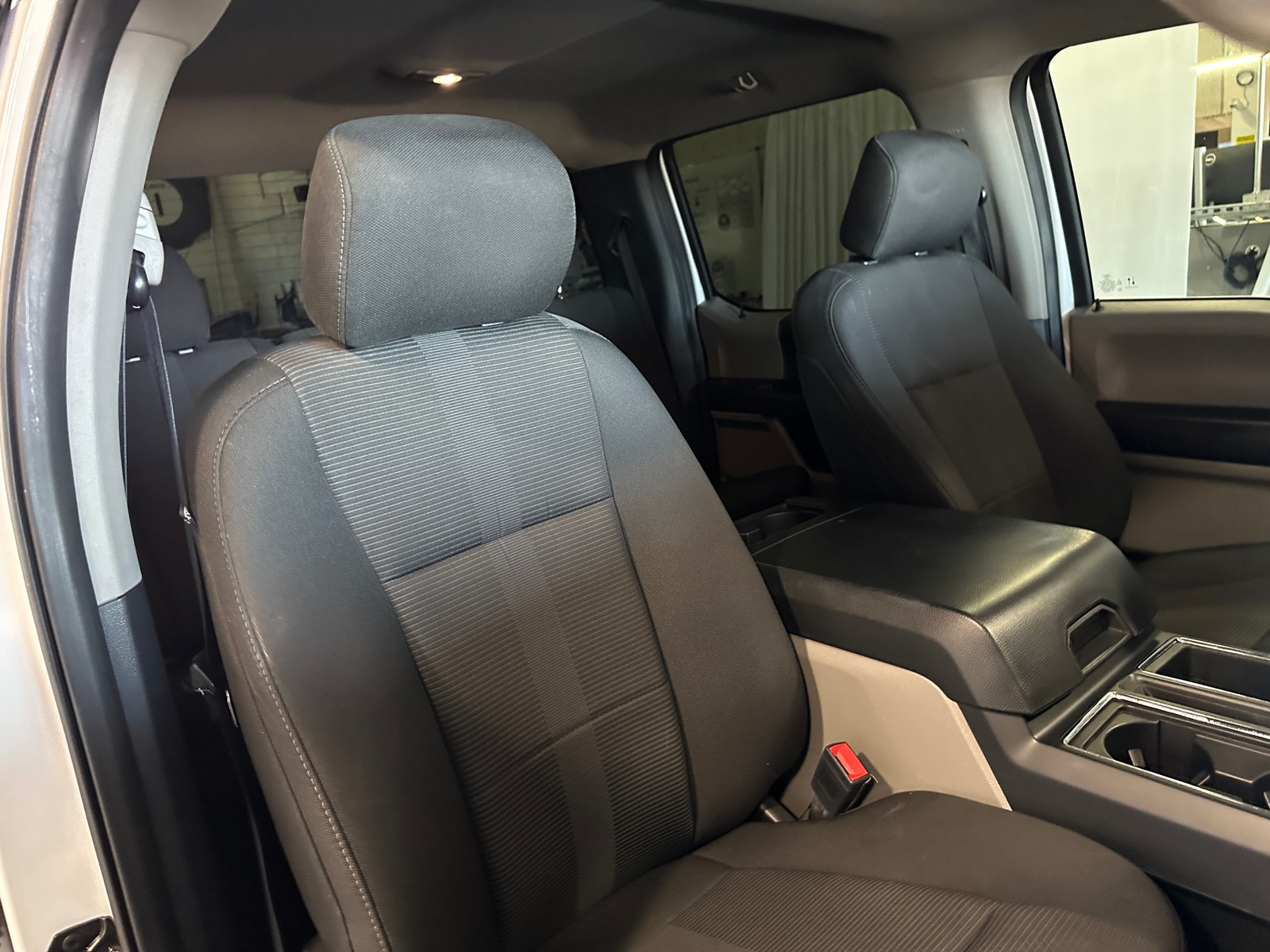 Thumbnail: 2020 Ford Econoline - 2