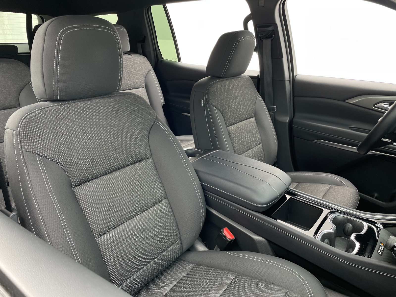Thumbnail: 2025 Chevrolet Traverse - 2
