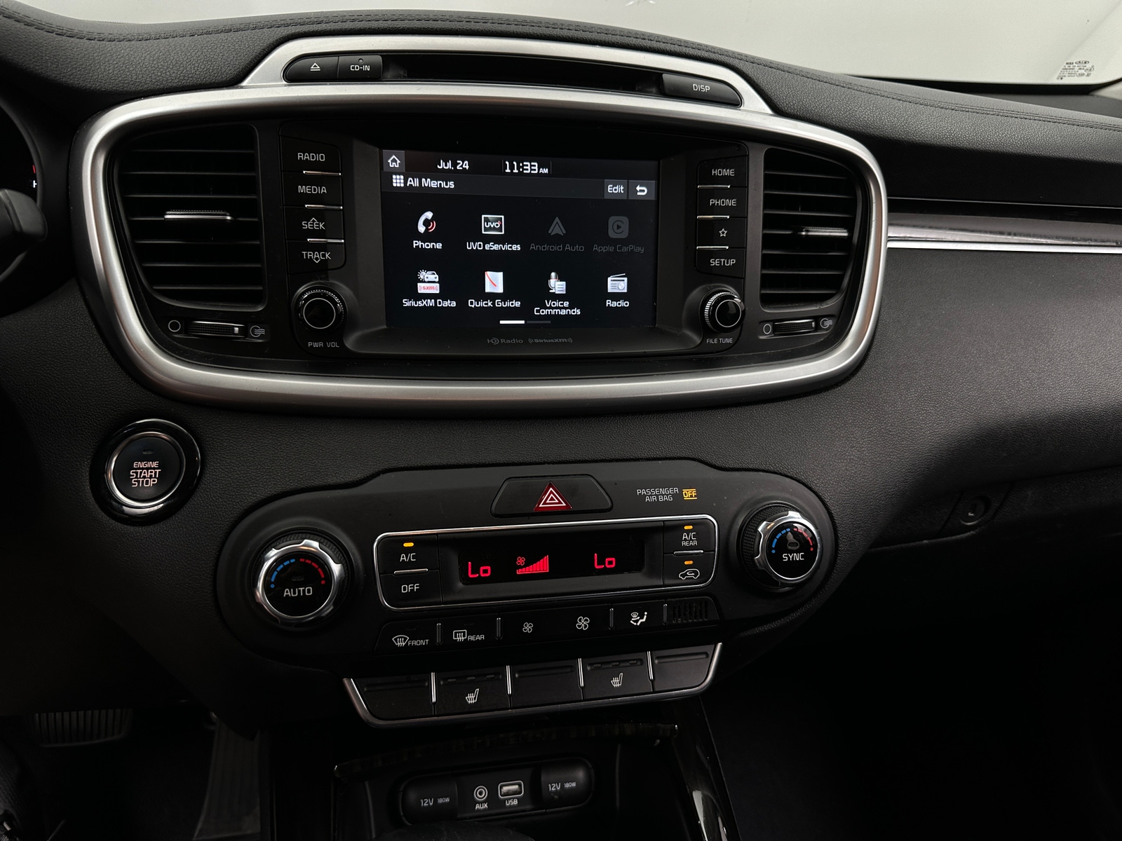 Thumbnail: 2019 Kia Sorento - 3