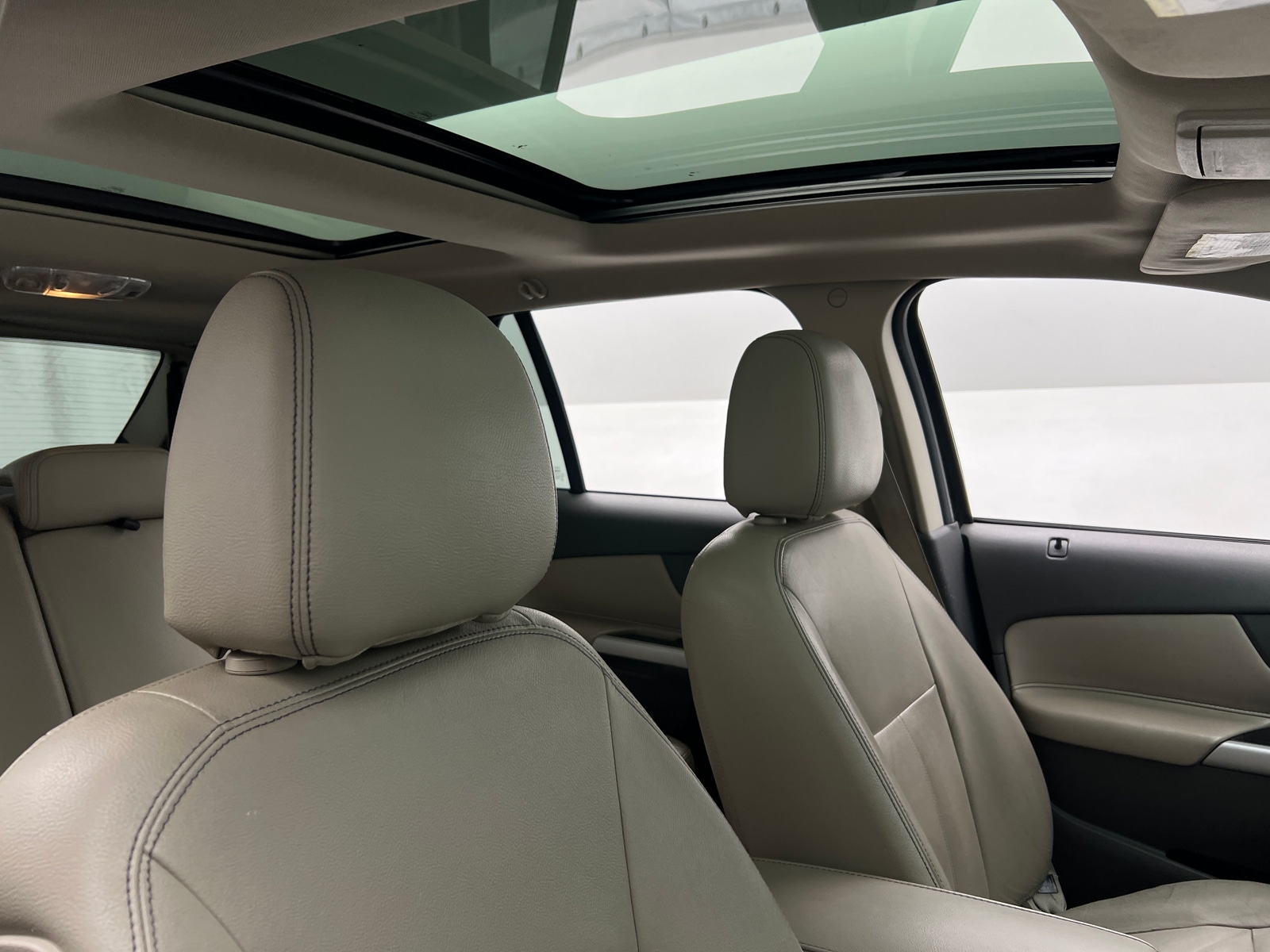 Thumbnail: 2013 Ford Edge - 2