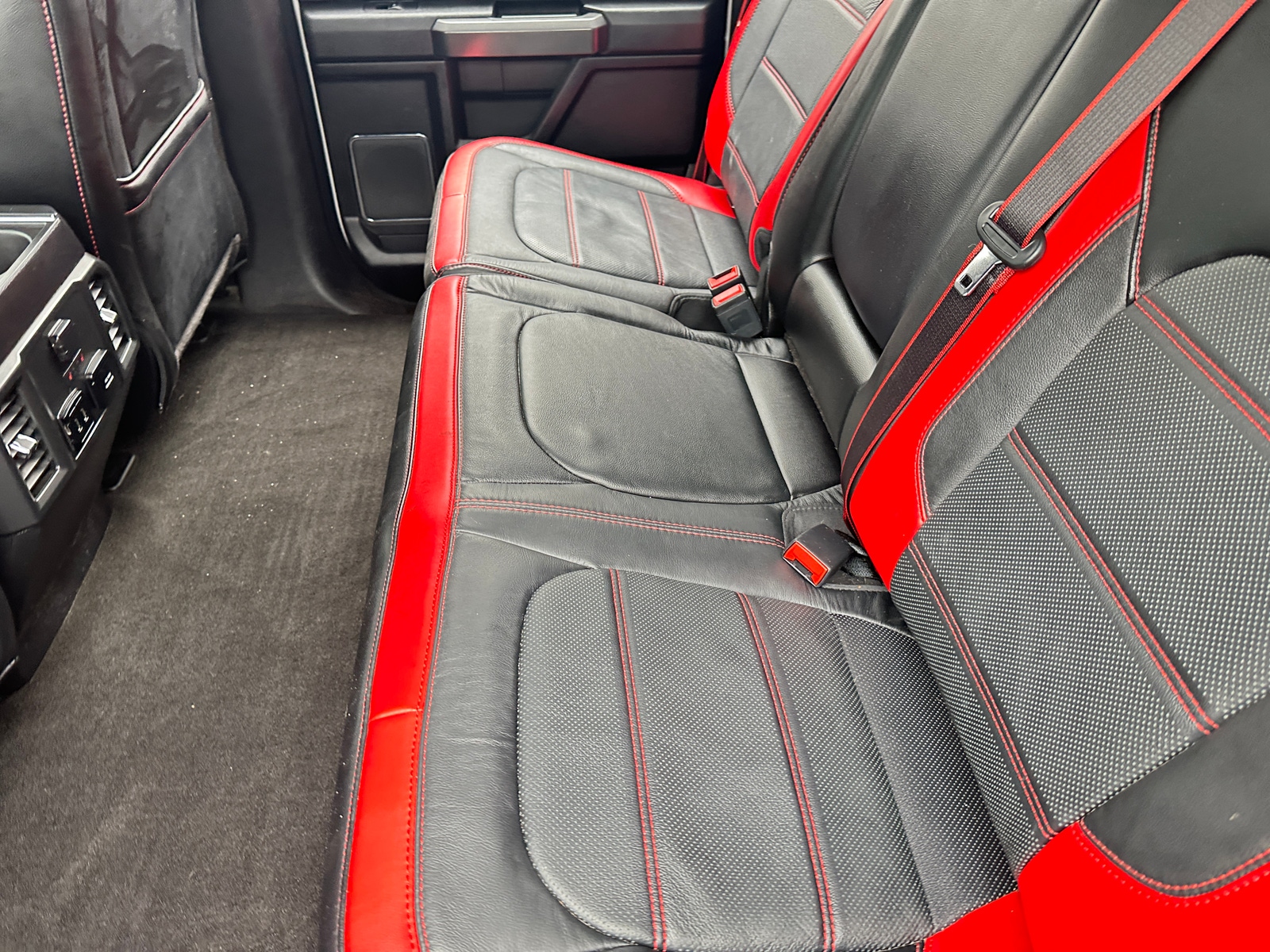 Thumbnail: 2018 Ford Econoline - 5
