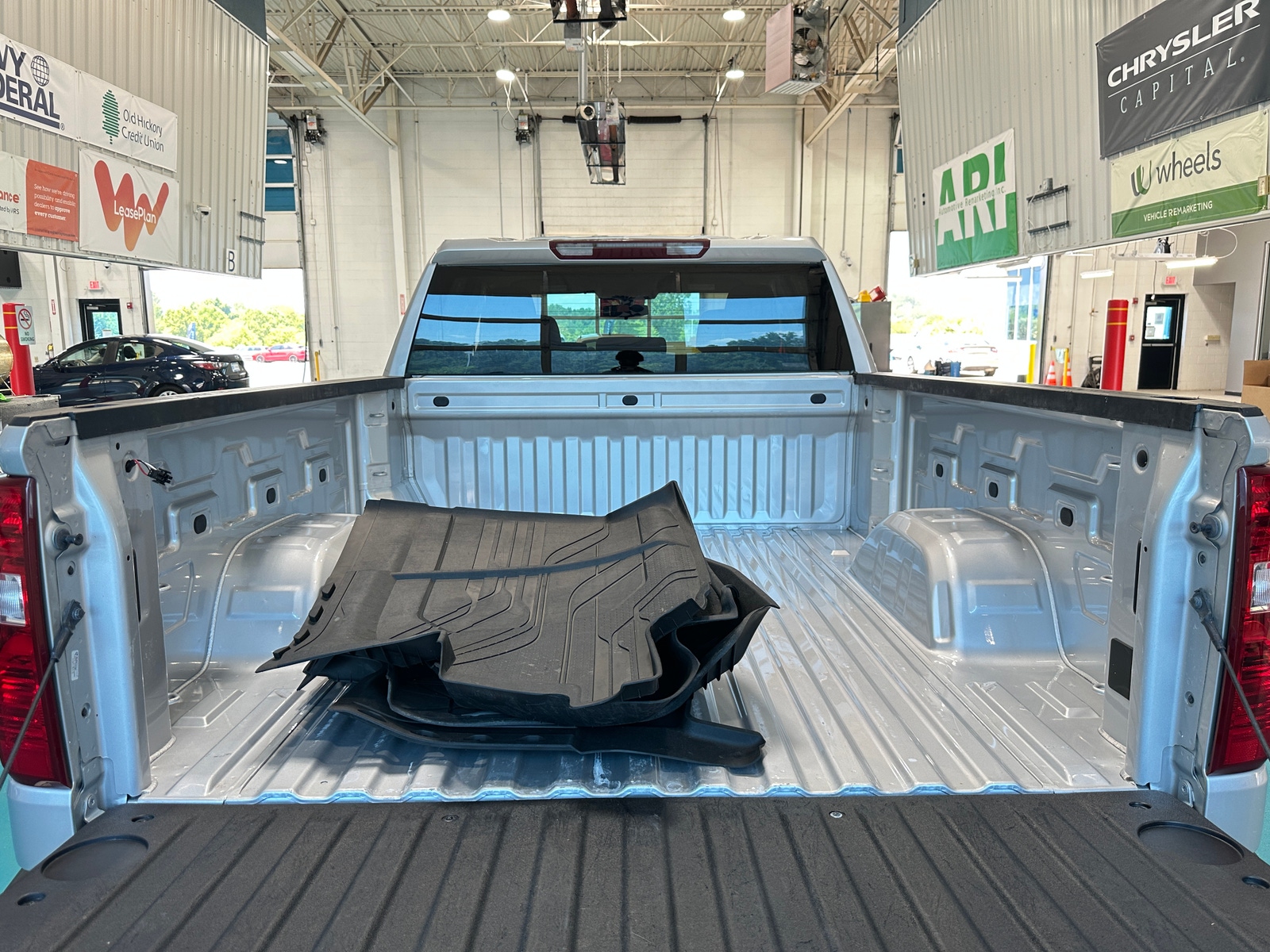 Thumbnail: 2019 Chevrolet Silverado 1500 - 7