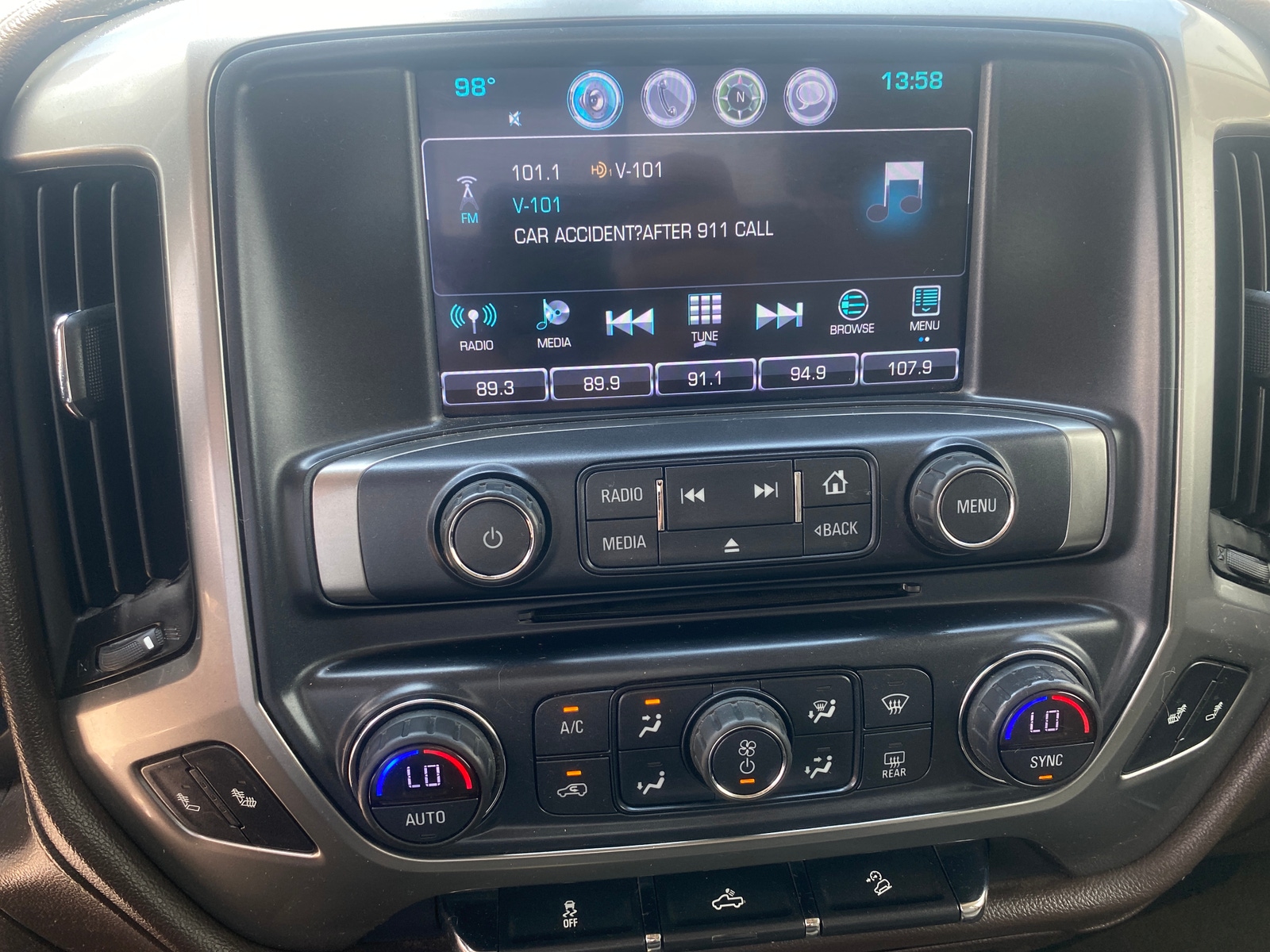 Thumbnail: 2016 Chevrolet Silverado 2500 - 3