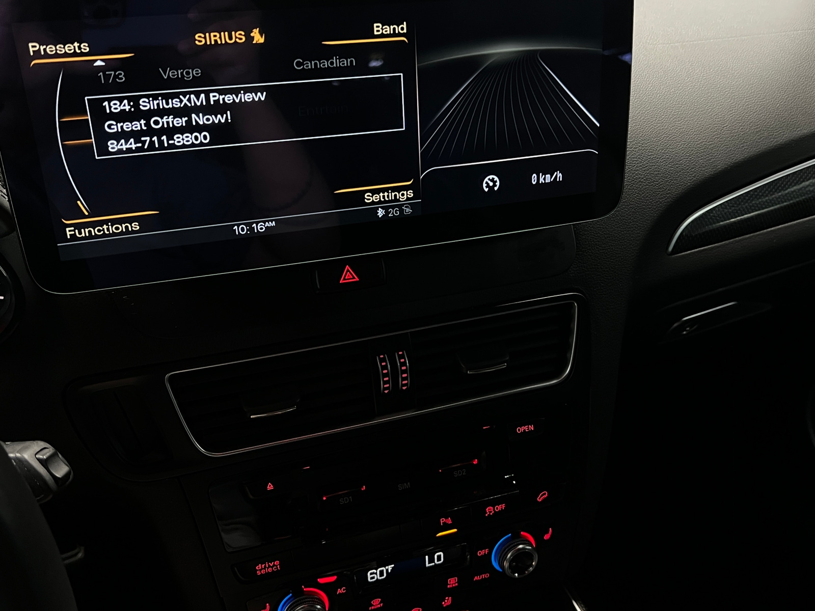 Thumbnail: 2014 Audi SQ5 - 3