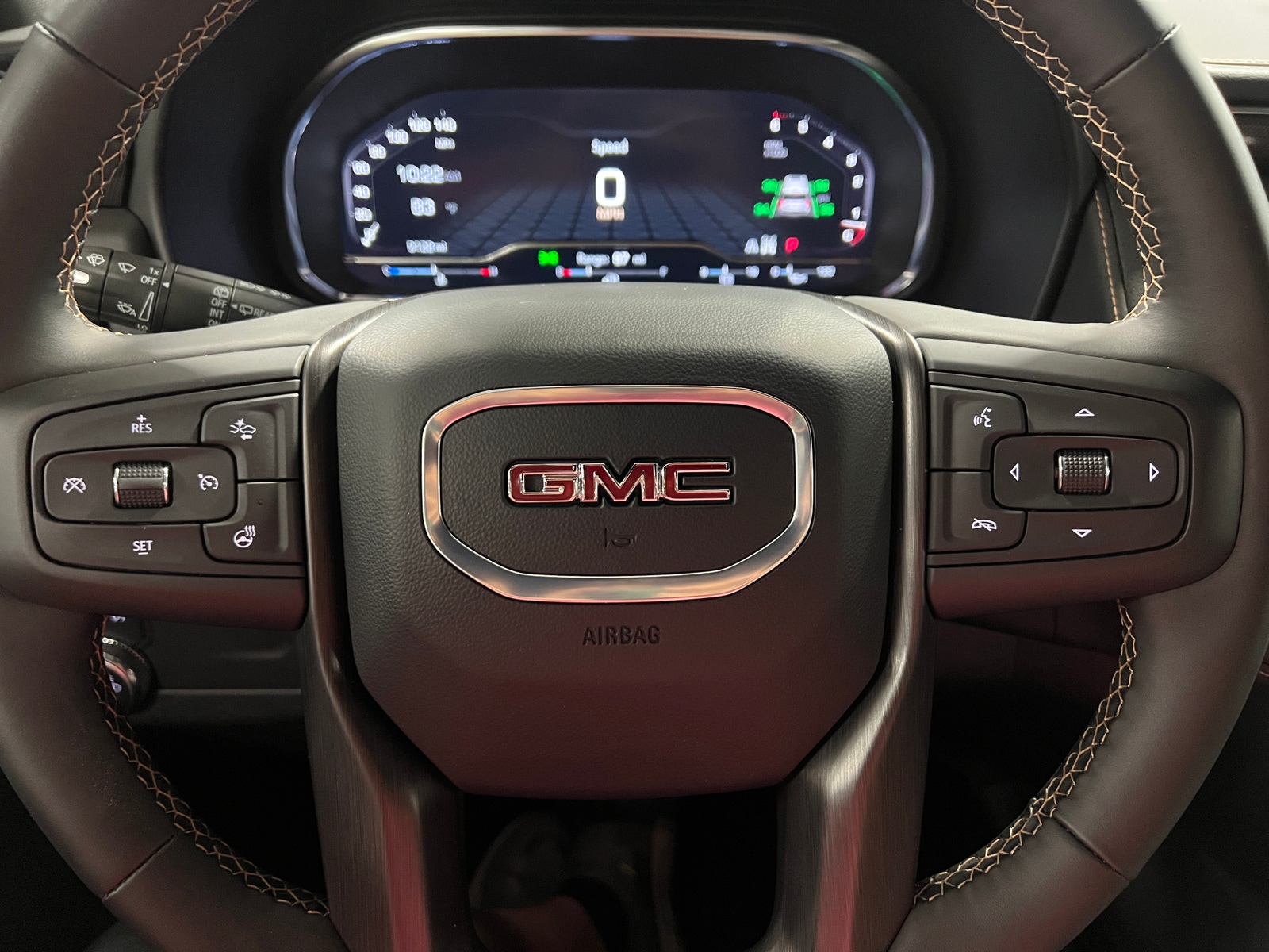 Thumbnail: 2024 GMC Yukon - 4