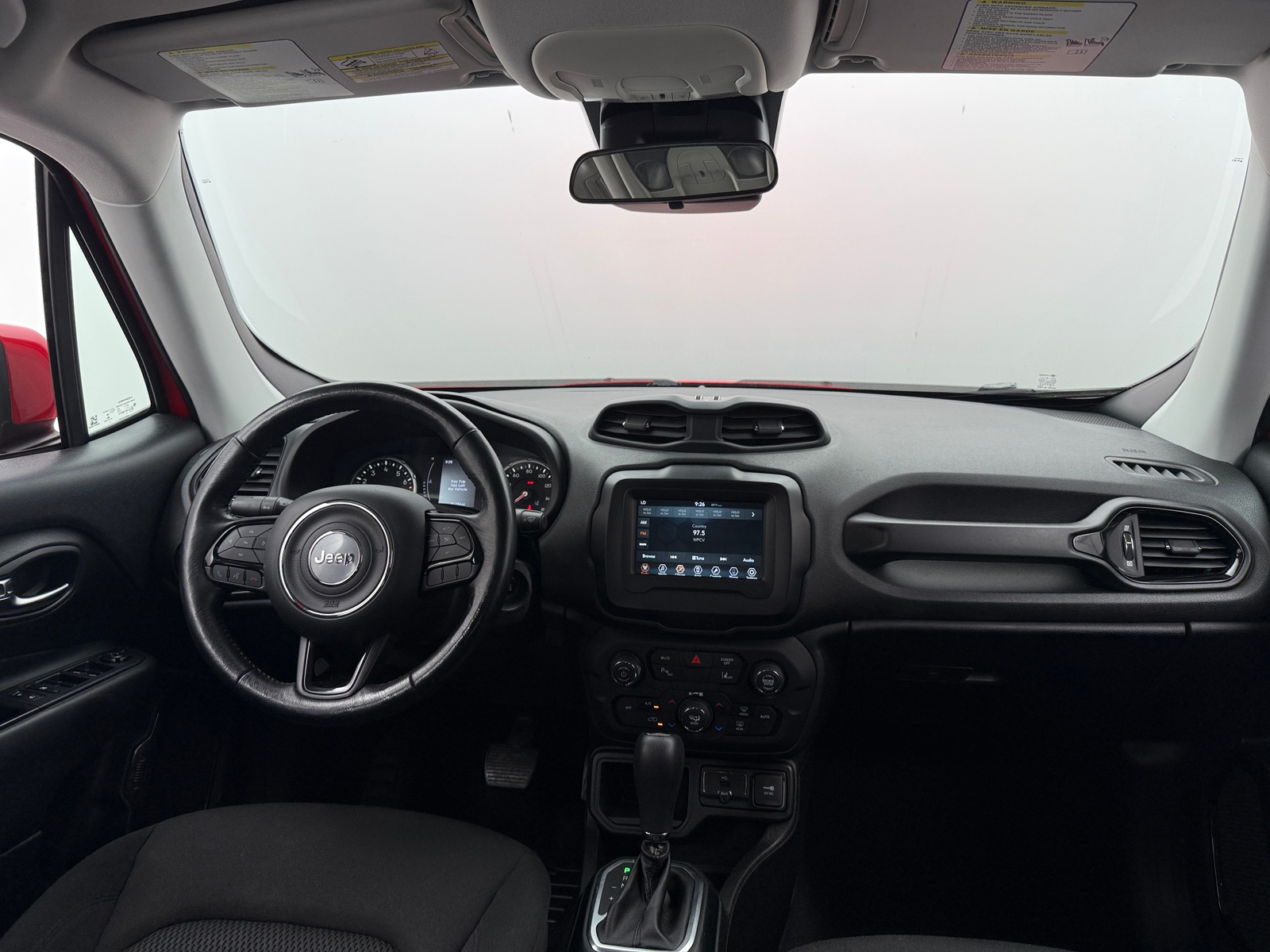 Thumbnail: 2018 Jeep Renegade - 3