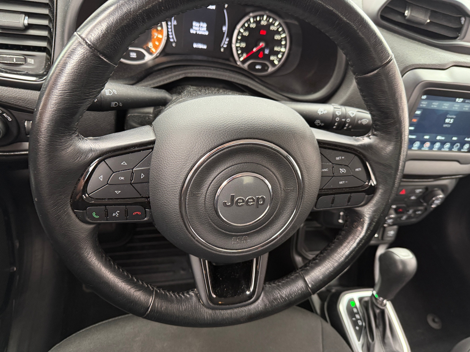 Thumbnail: 2018 Jeep Renegade - 5
