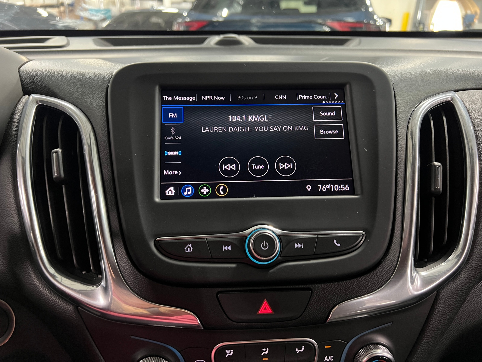 Thumbnail: 2020 Chevrolet Equinox - 4