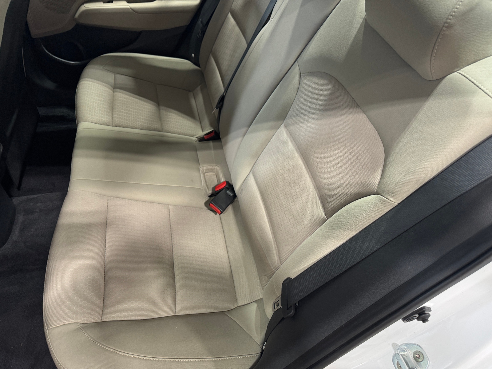 Thumbnail: 2017 Hyundai Elantra - 6