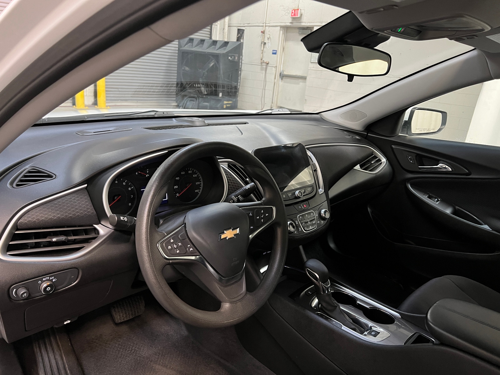 Thumbnail: 2024 Chevrolet Malibu - 3