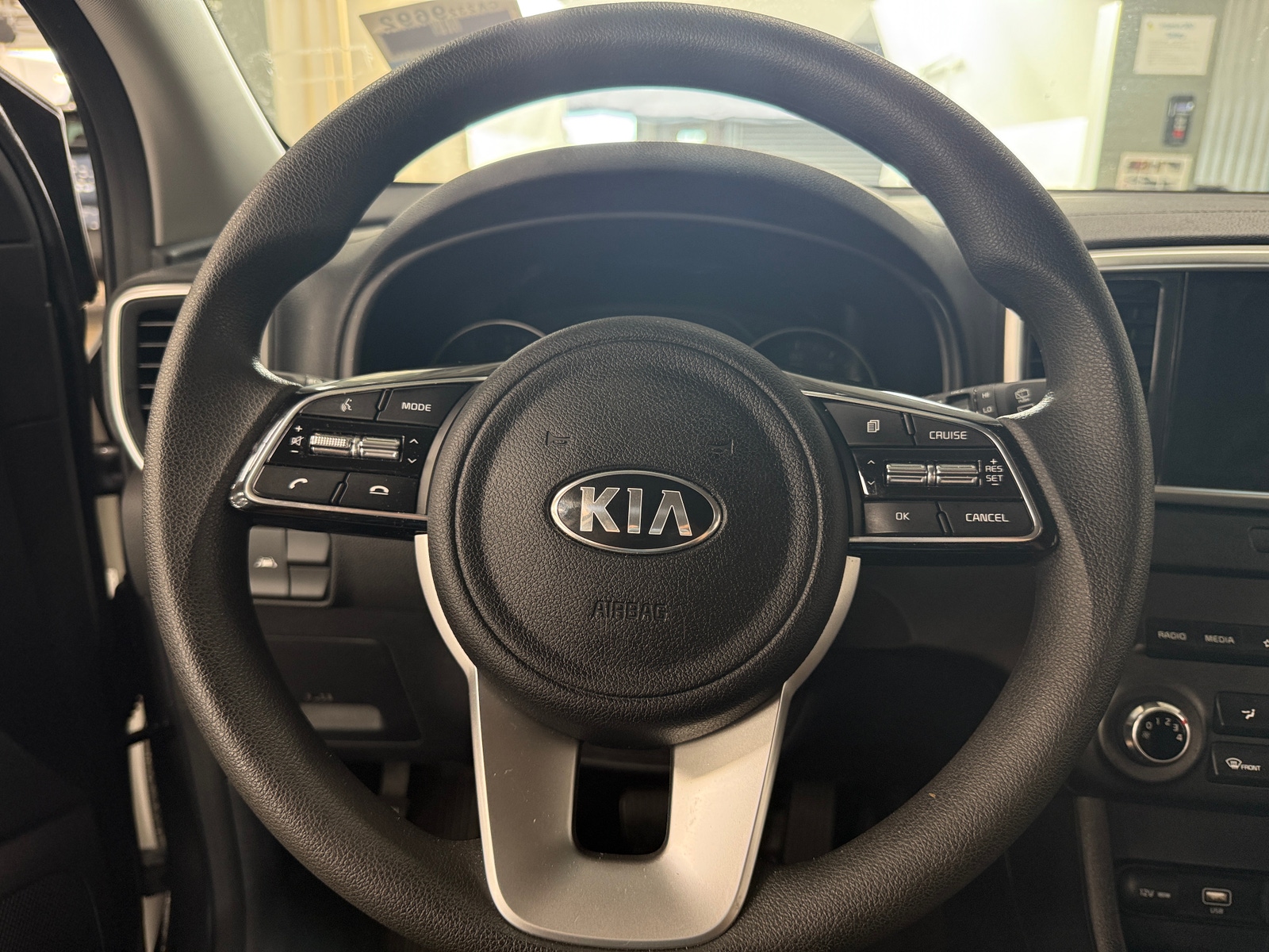 Thumbnail: 2022 Kia Sportage - 5