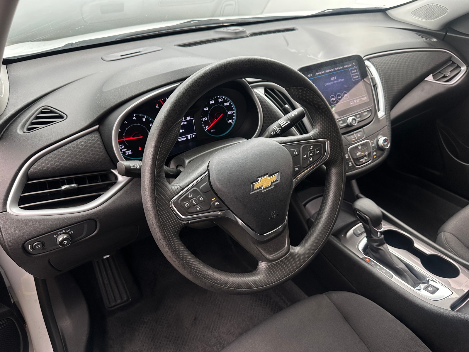 Thumbnail: 2023 Chevrolet Malibu - 3