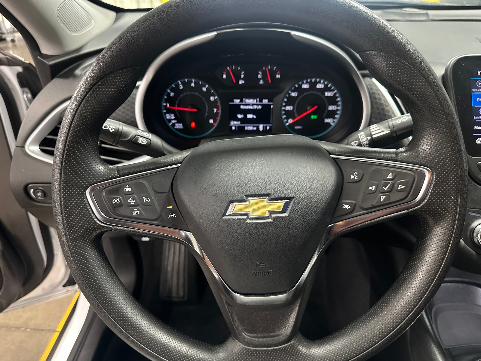 Thumbnail: 2023 Chevrolet Malibu - 5