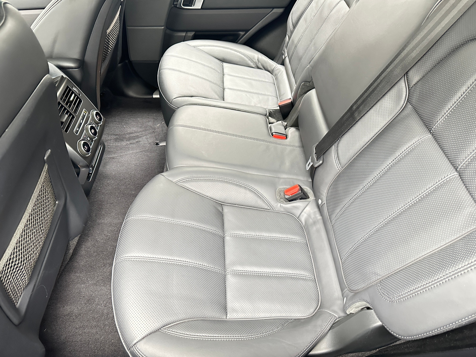 Thumbnail: 2016 Land Rover Range Rover Sport - 5