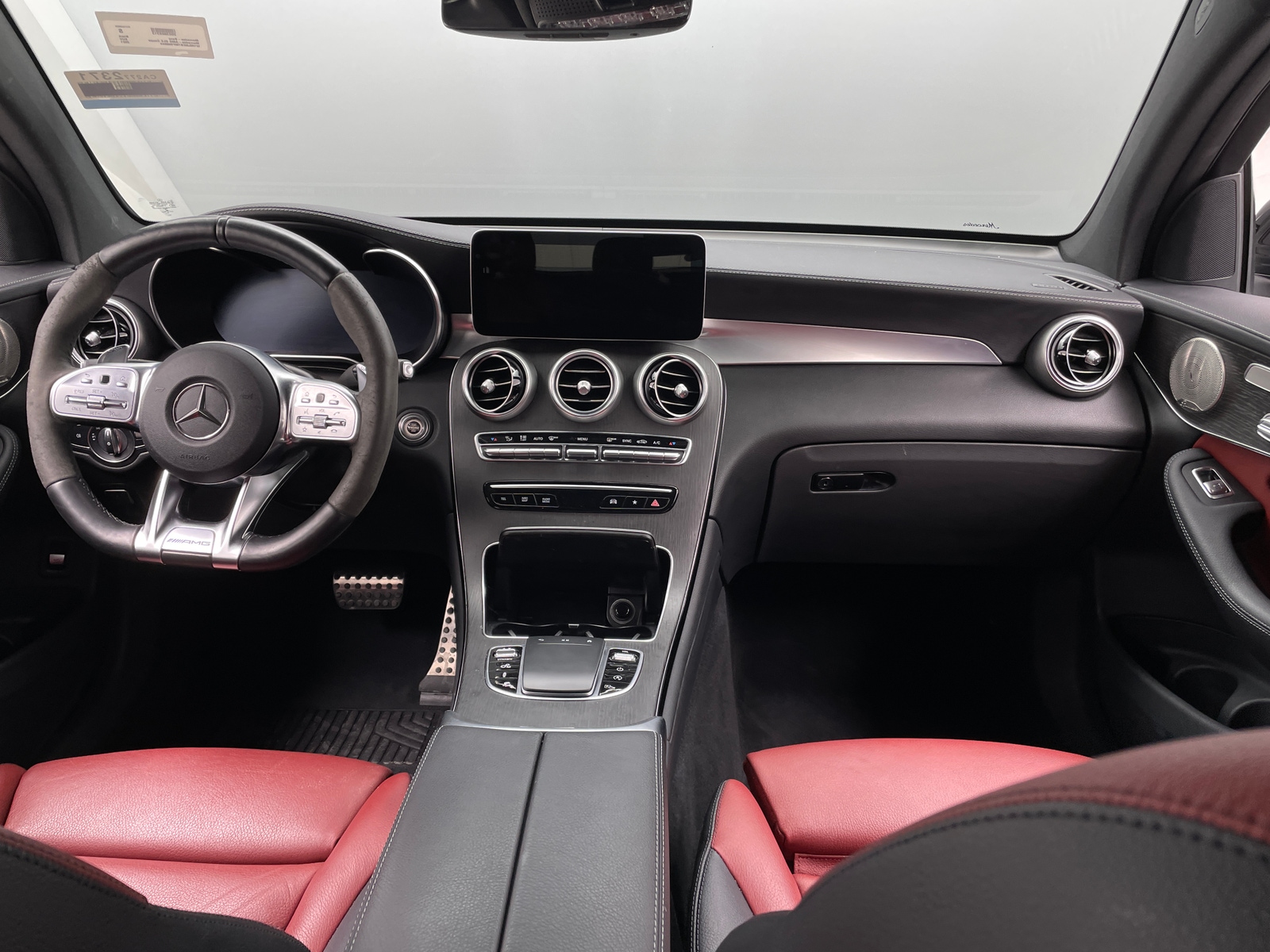 Thumbnail: 2021 Mercedes-Benz GLC - 2