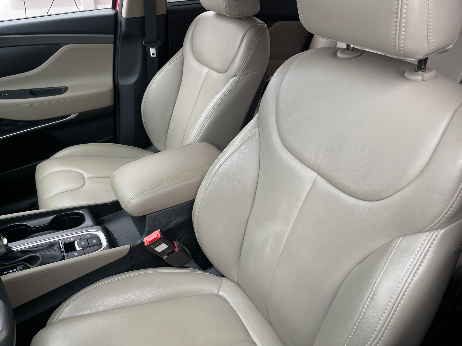 Thumbnail: 2019 Hyundai Santa Fe - 2