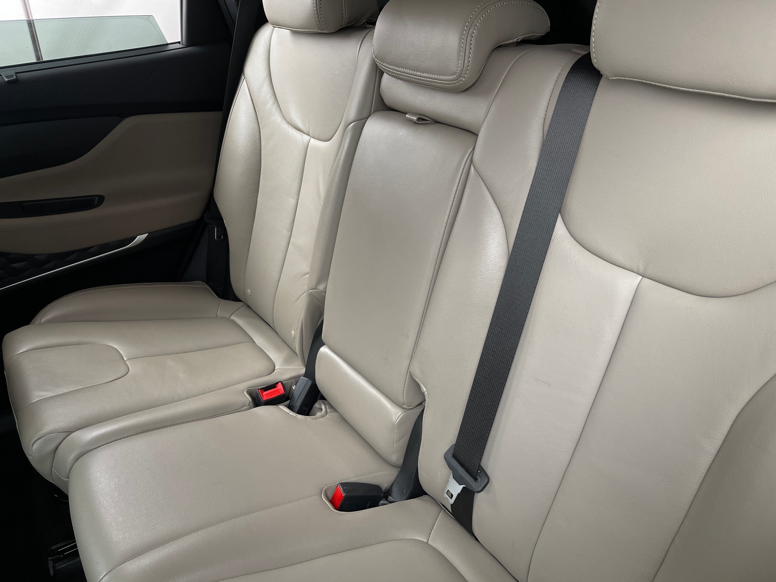 Thumbnail: 2019 Hyundai Santa Fe - 6