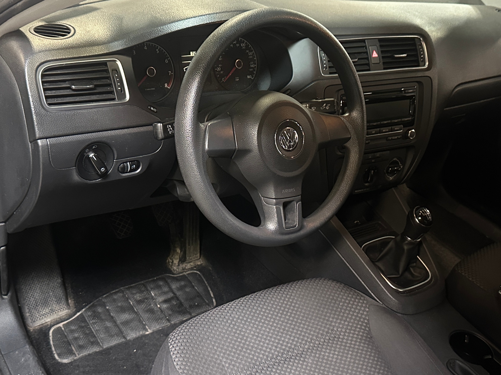 Thumbnail: 2014 Volkswagen Jetta - 3