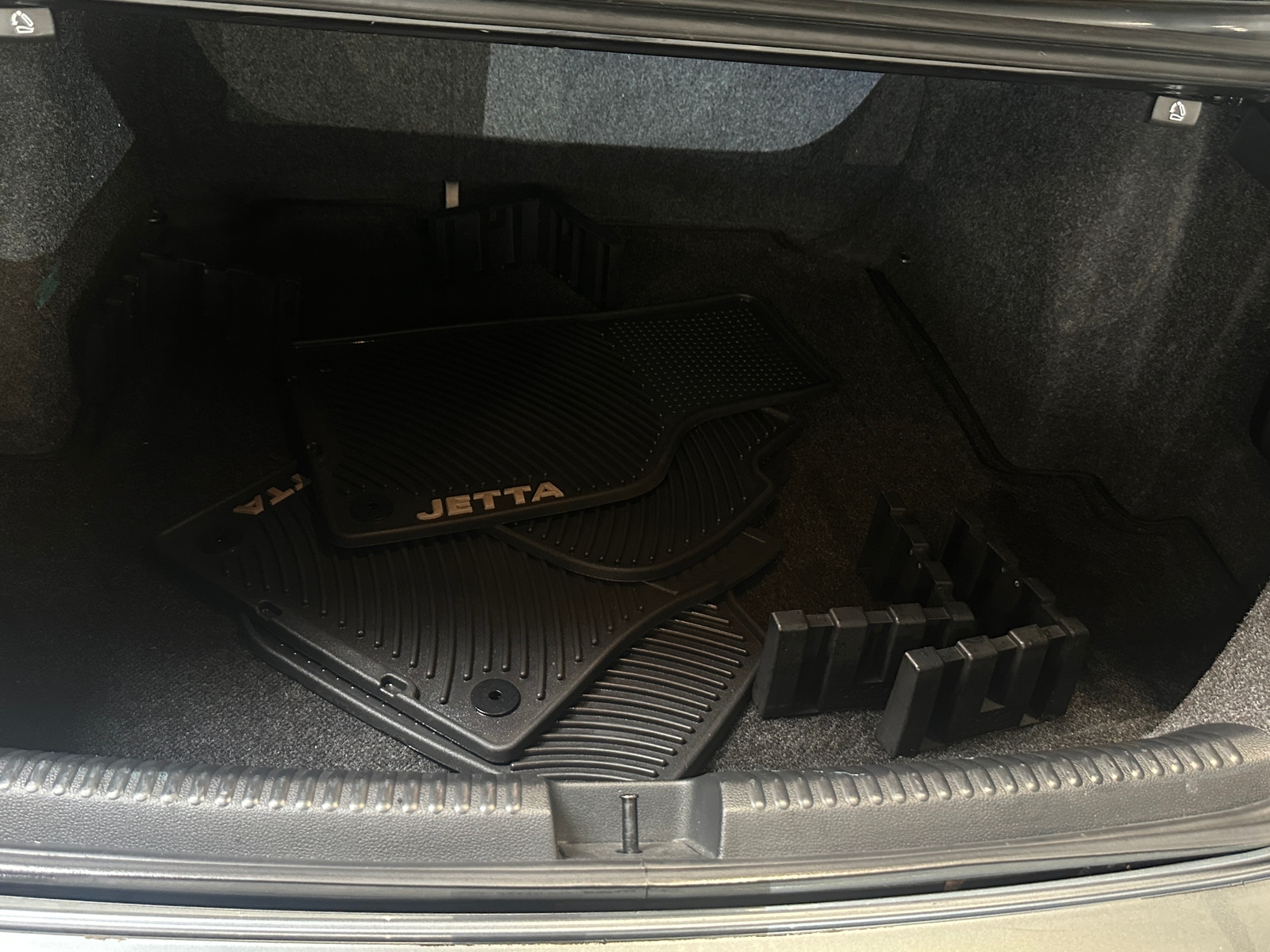 Thumbnail: 2014 Volkswagen Jetta - 6