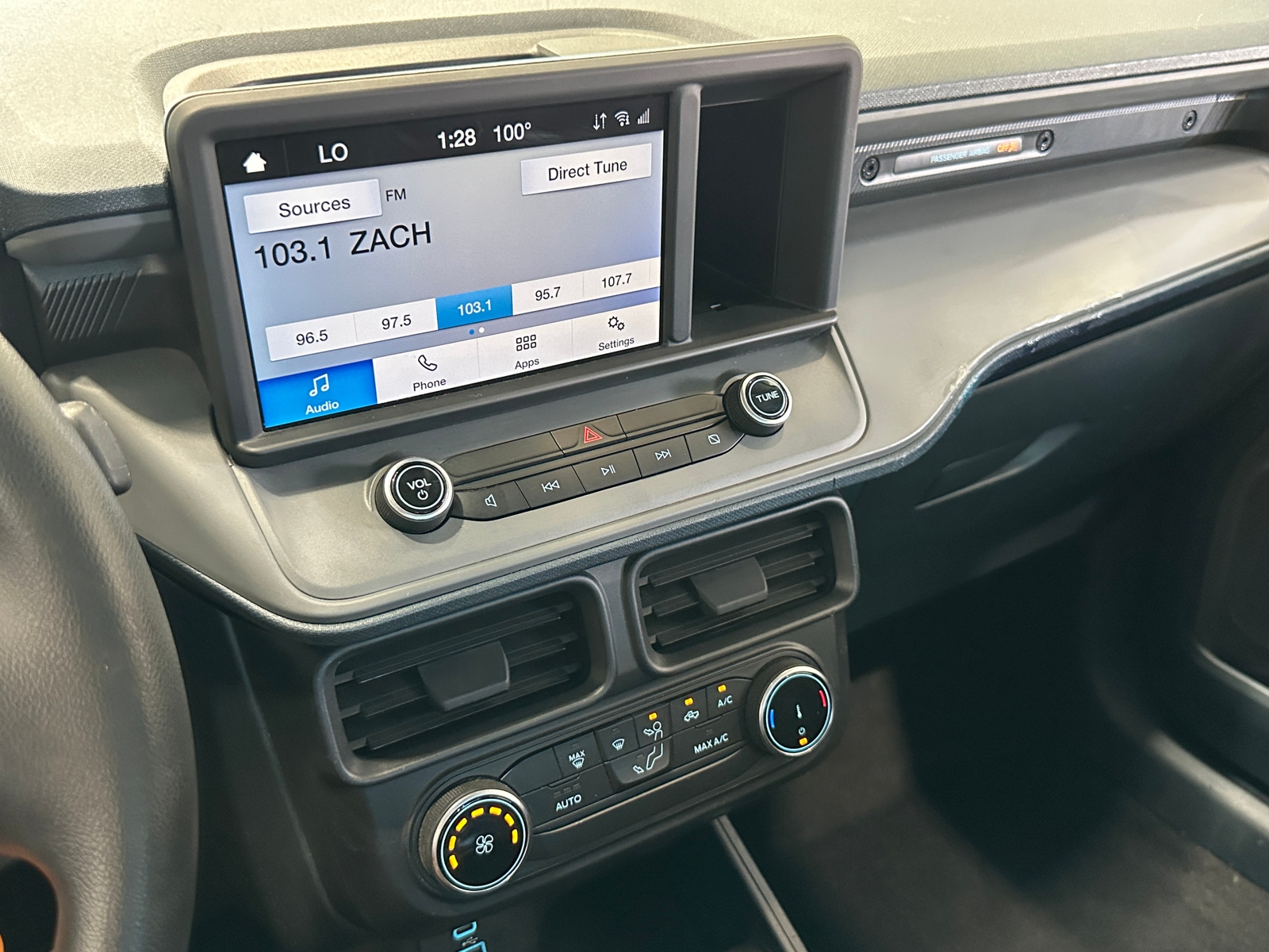 Thumbnail: 2022 Ford Maverick - 4