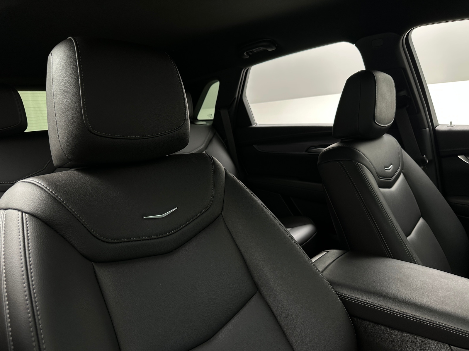Thumbnail: 2022 Cadillac XT5 - 2