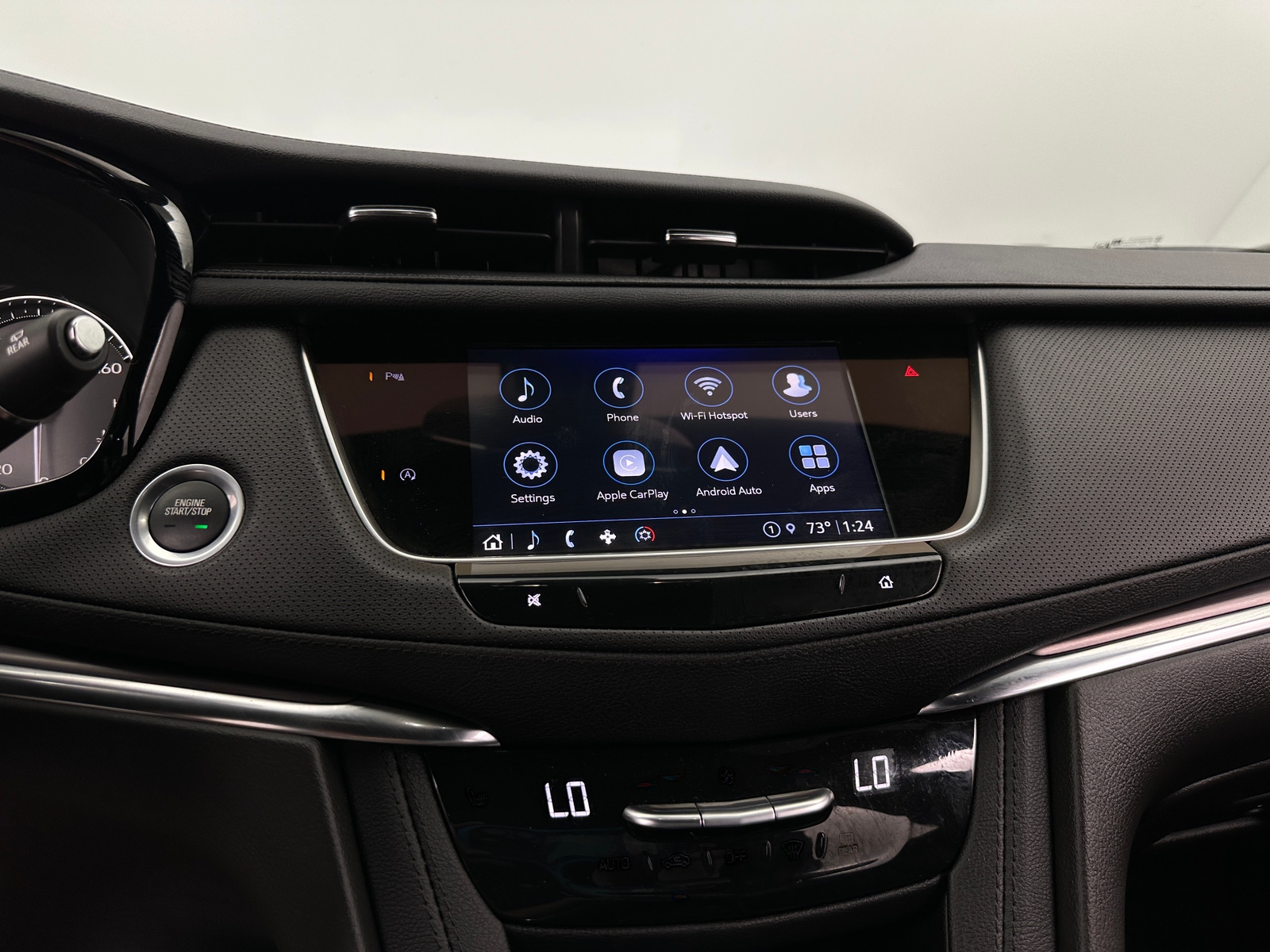 Thumbnail: 2022 Cadillac XT5 - 4