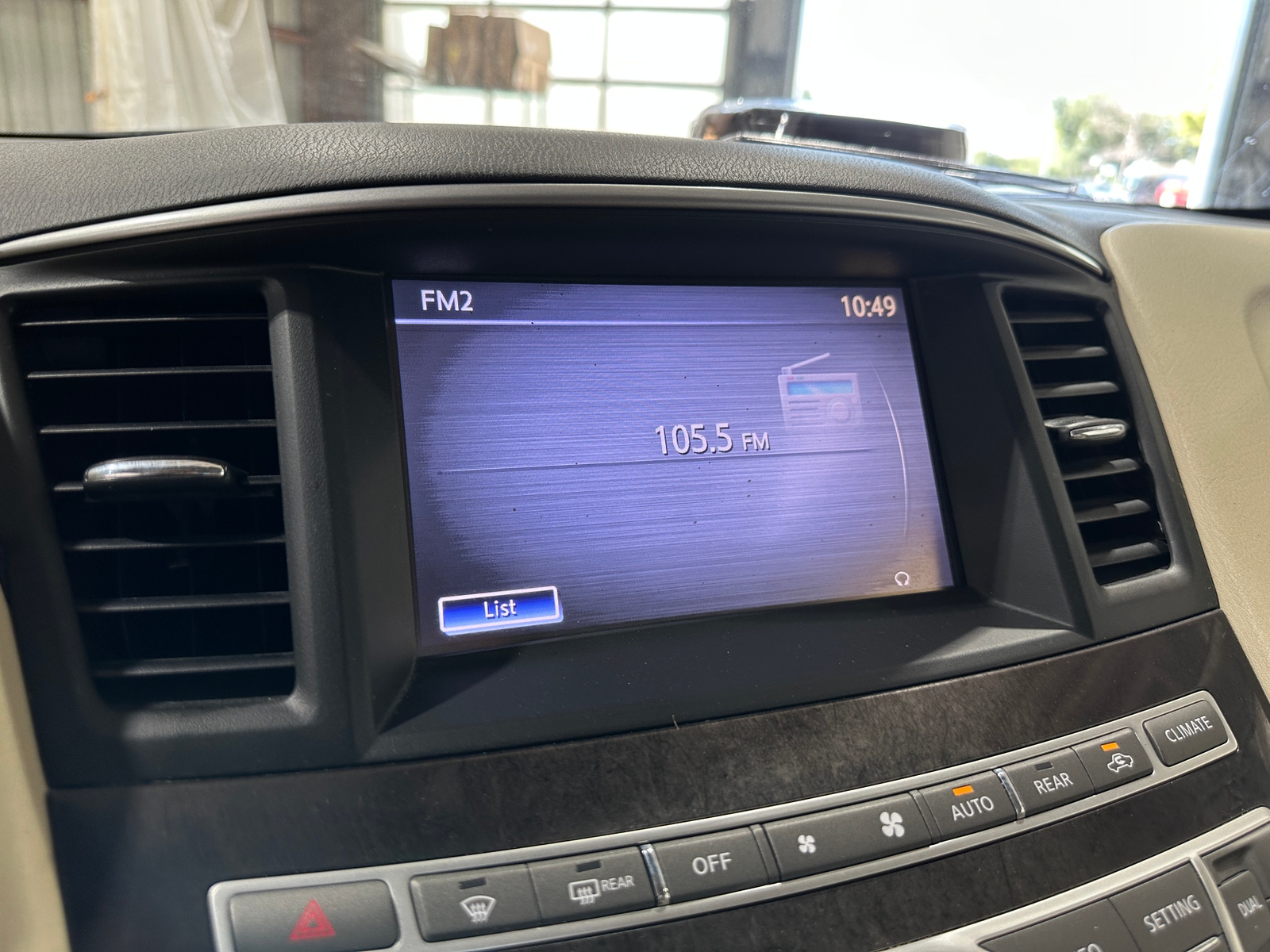 Thumbnail: 2015 INFINITI QX60 - 3