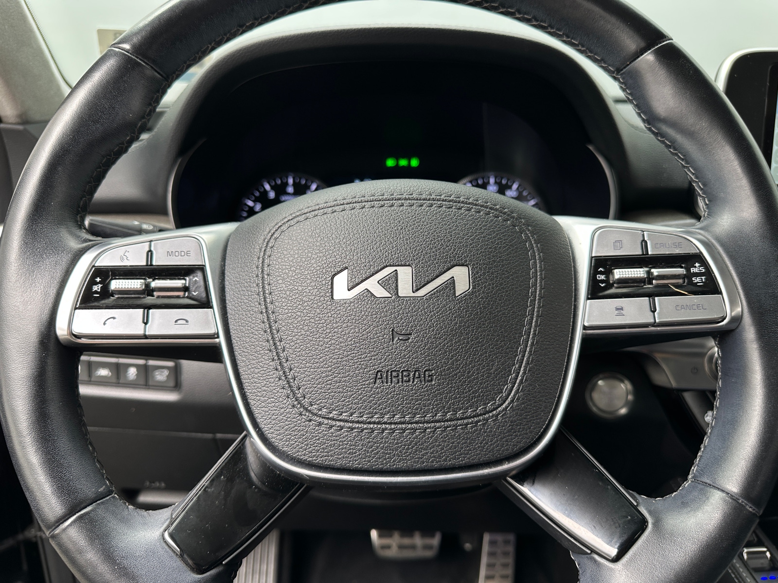 Thumbnail: 2022 Kia Telluride - 4