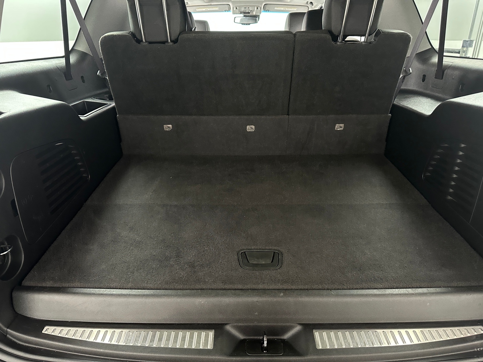 Thumbnail: 2016 Chevrolet Suburban - 6