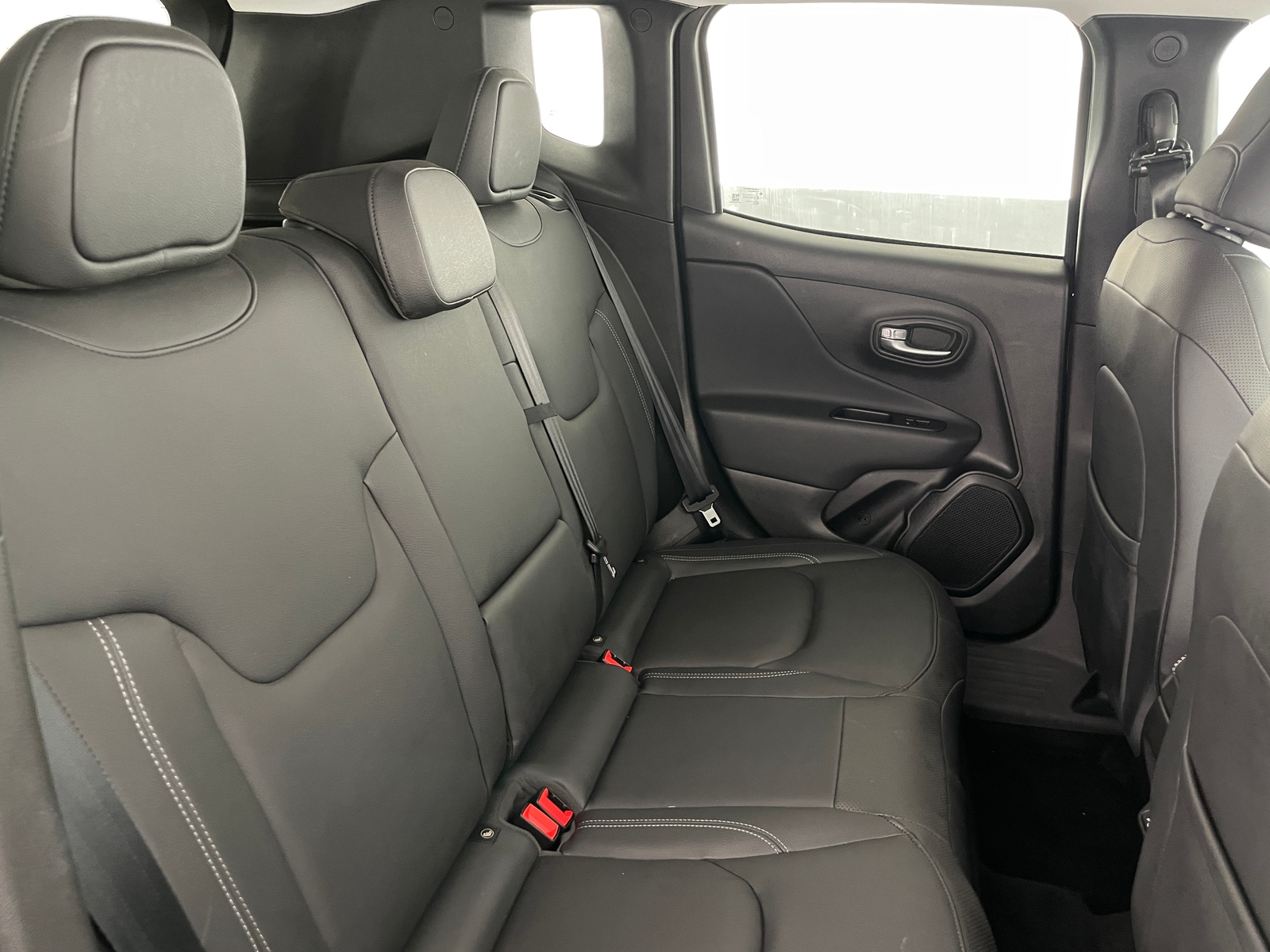Thumbnail: 2022 Jeep Renegade - 5