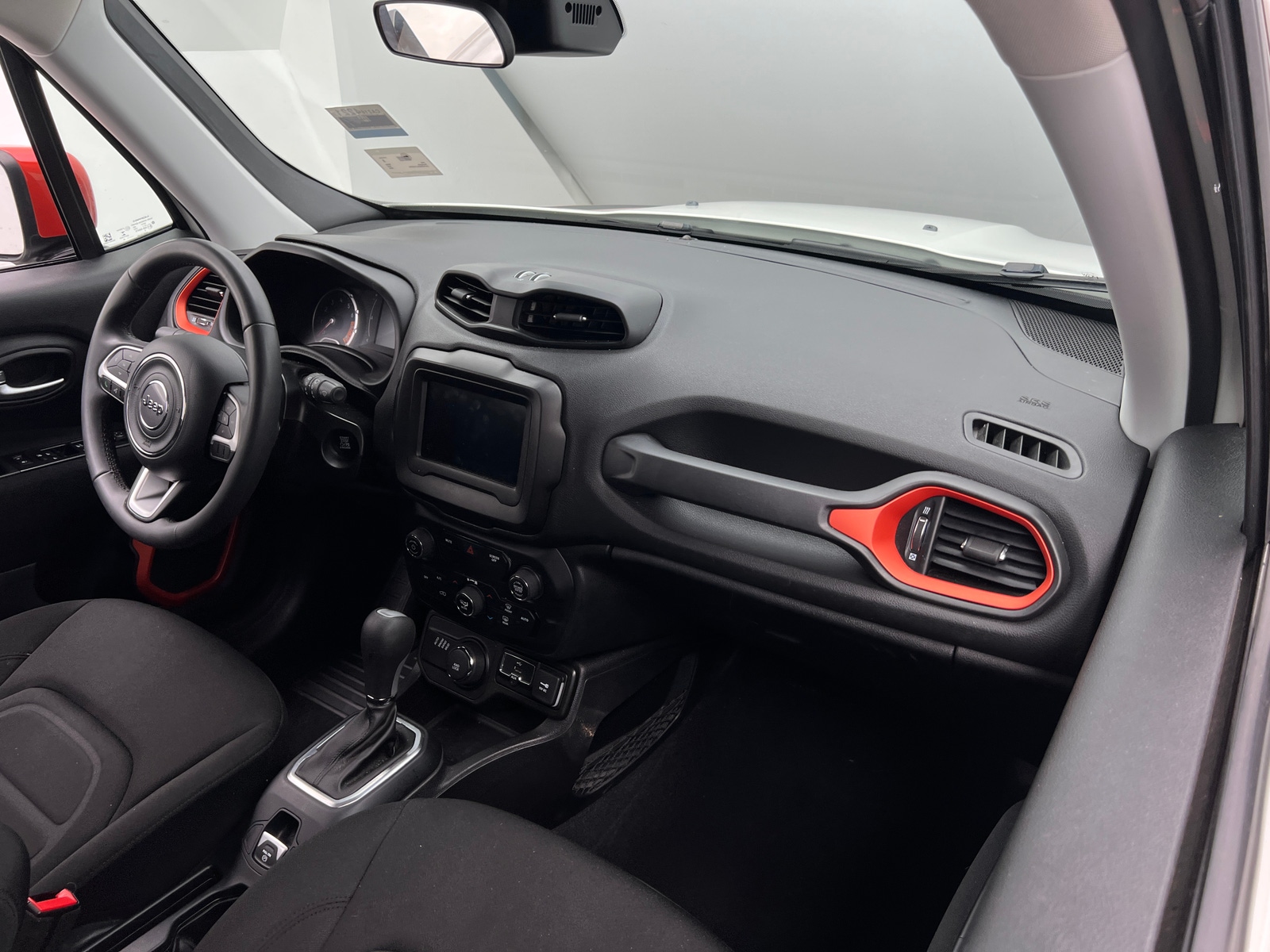 Thumbnail: 2020 Jeep Renegade - 3