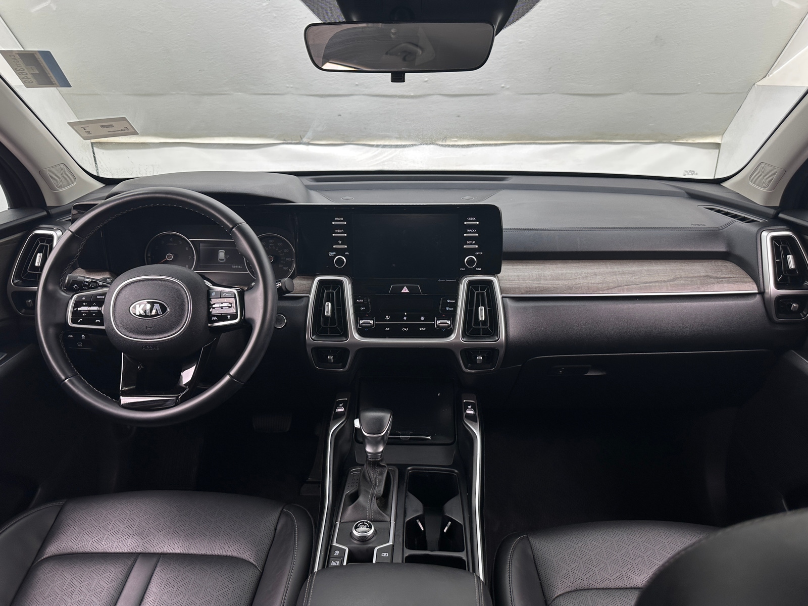 Thumbnail: 2021 Kia Sorento - 2