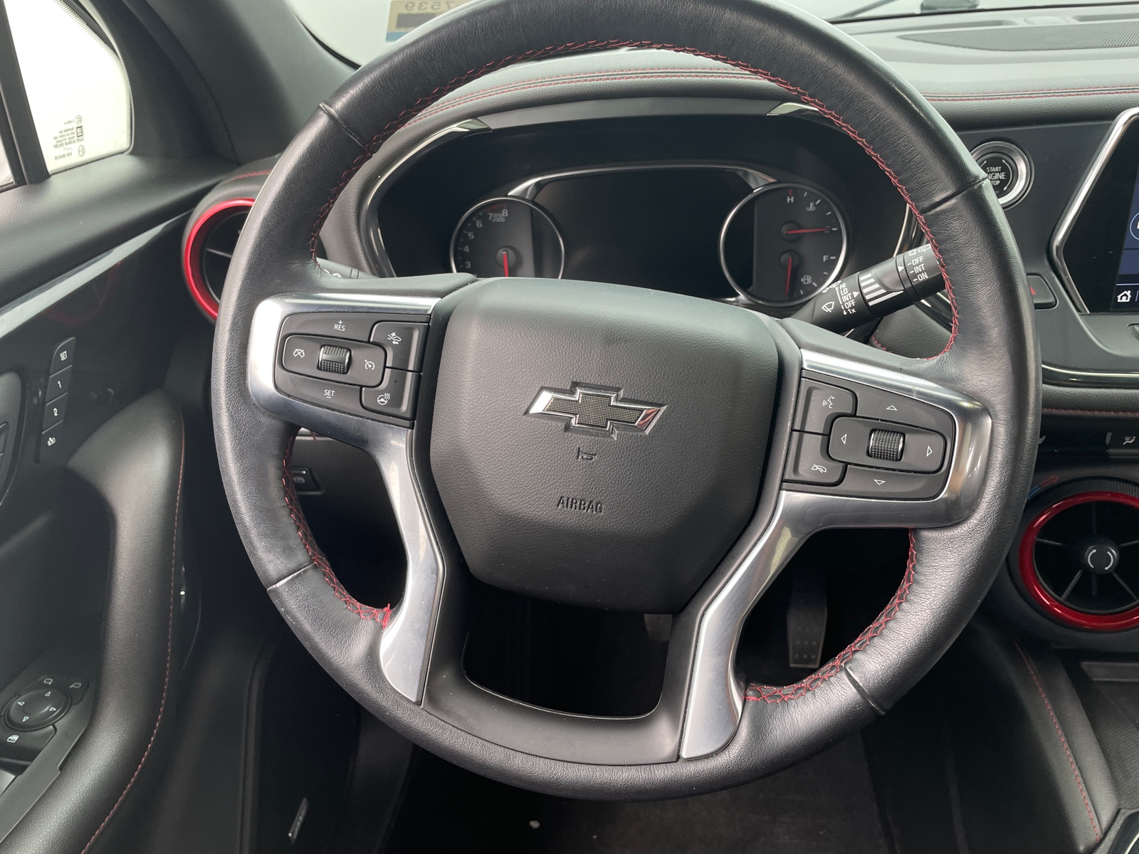 Thumbnail: 2021 Chevrolet Blazer - 4