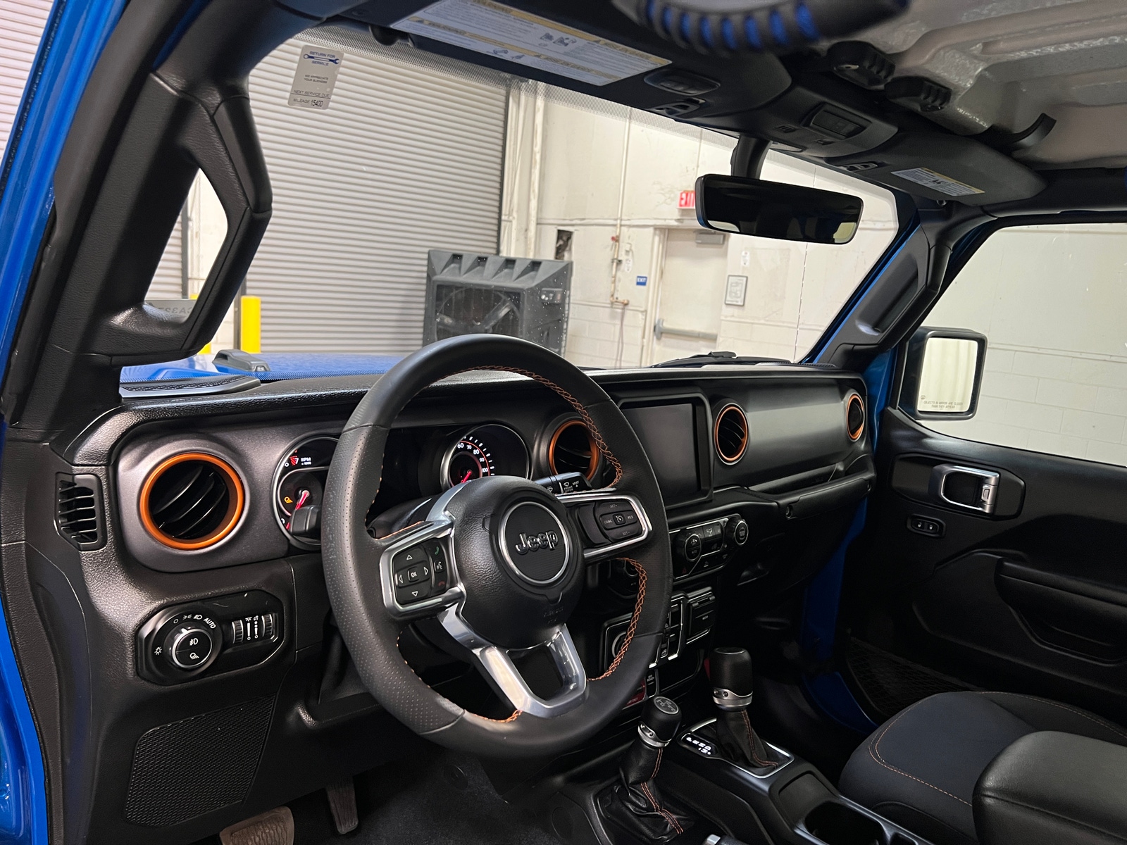 Thumbnail: 2021 Jeep Gladiator - 3
