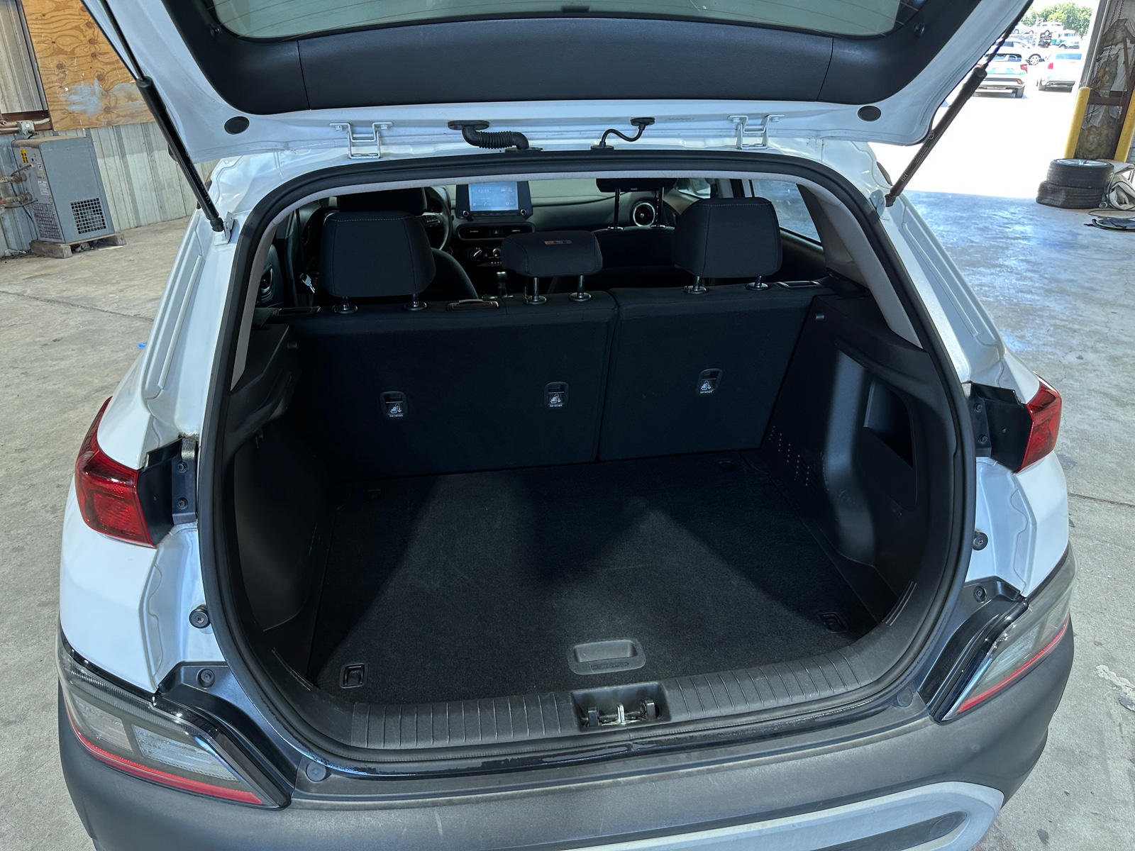 Thumbnail: 2023 Hyundai Kona - 7