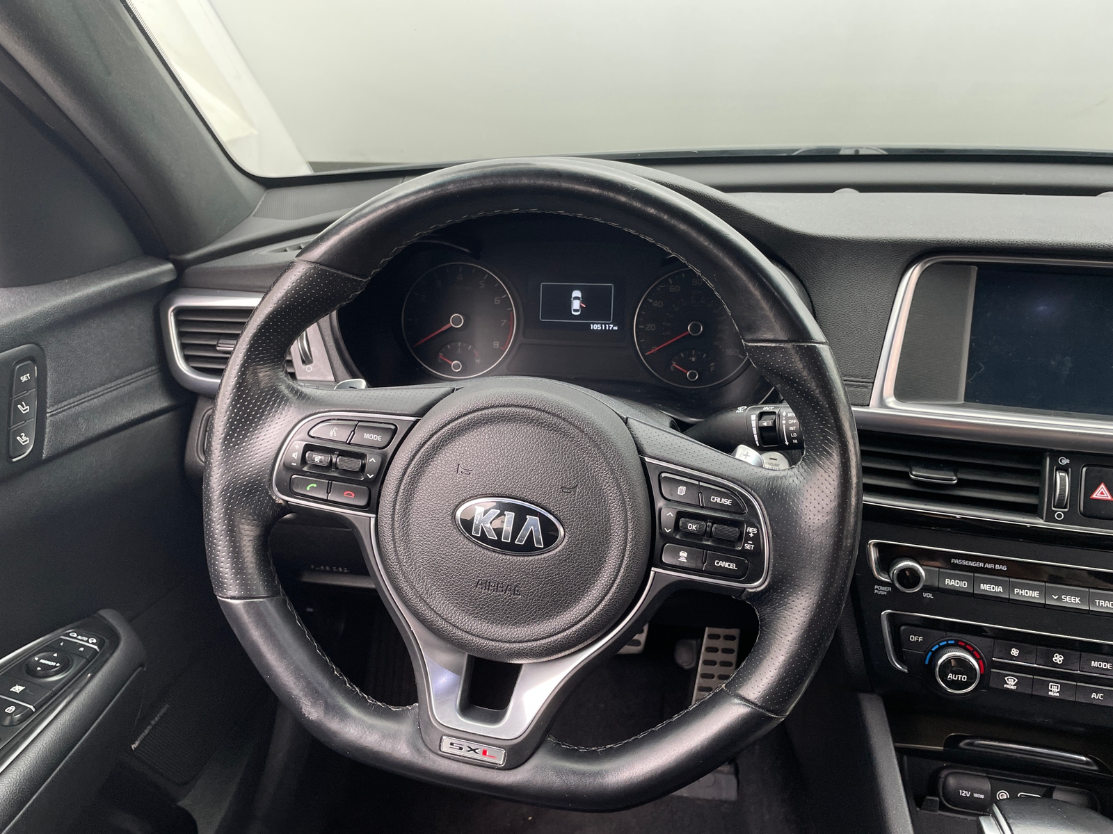 Thumbnail: 2016 Kia Optima - 4