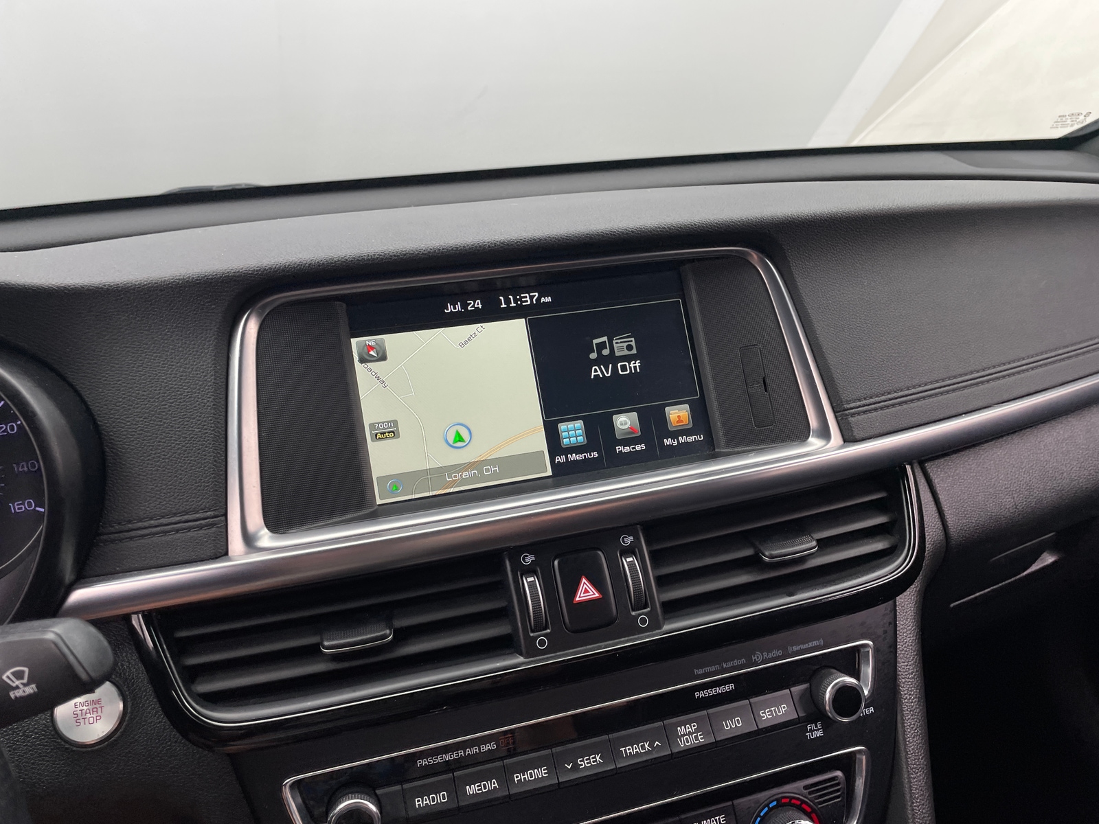 Thumbnail: 2016 Kia Optima - 3
