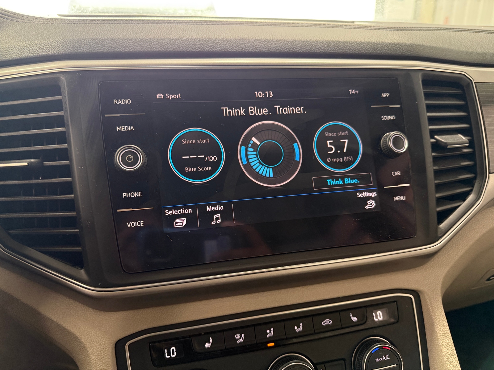Thumbnail: 2019 Volkswagen Atlas - 3