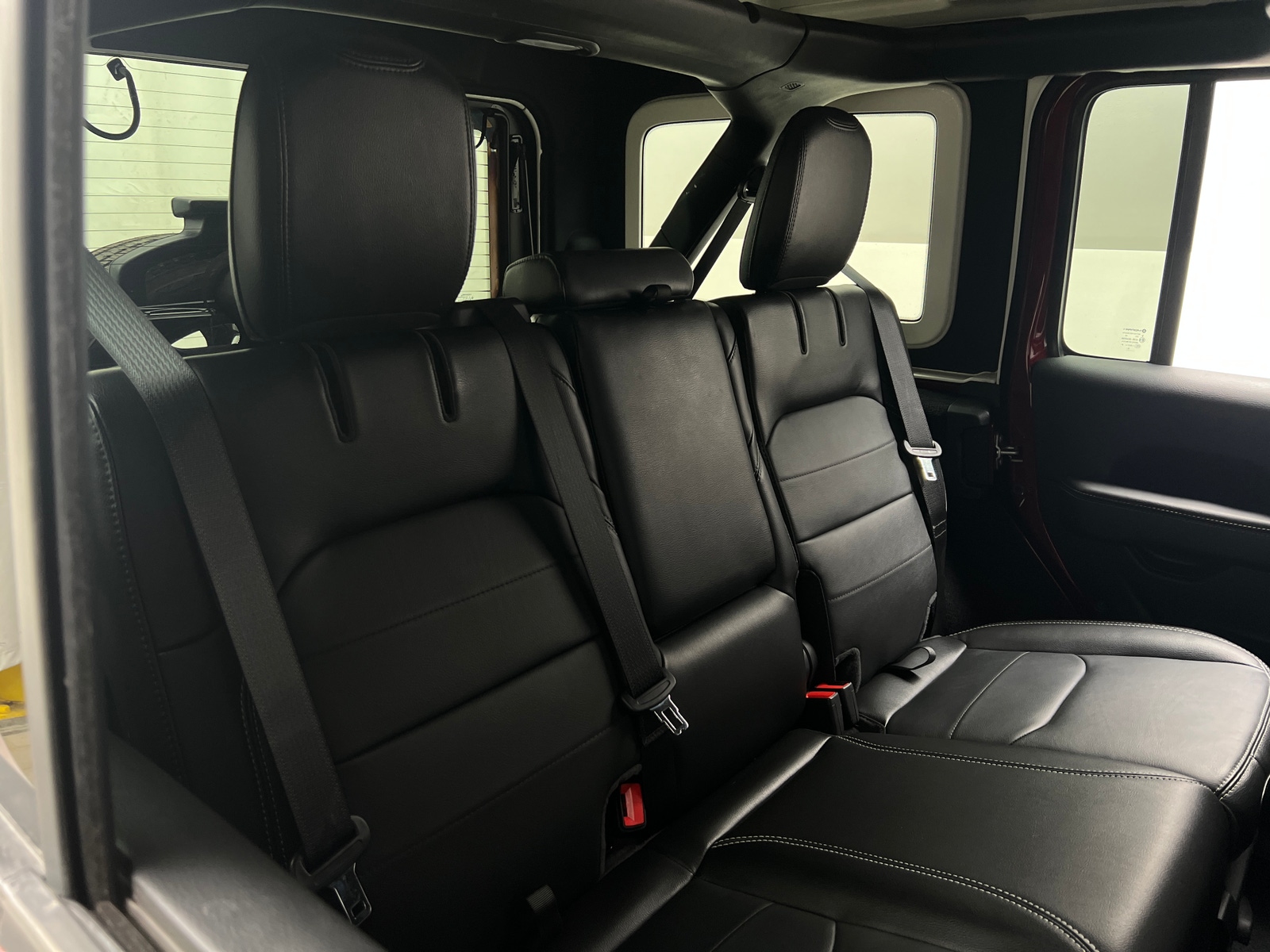 Thumbnail: 2021 Jeep Wrangler - 6