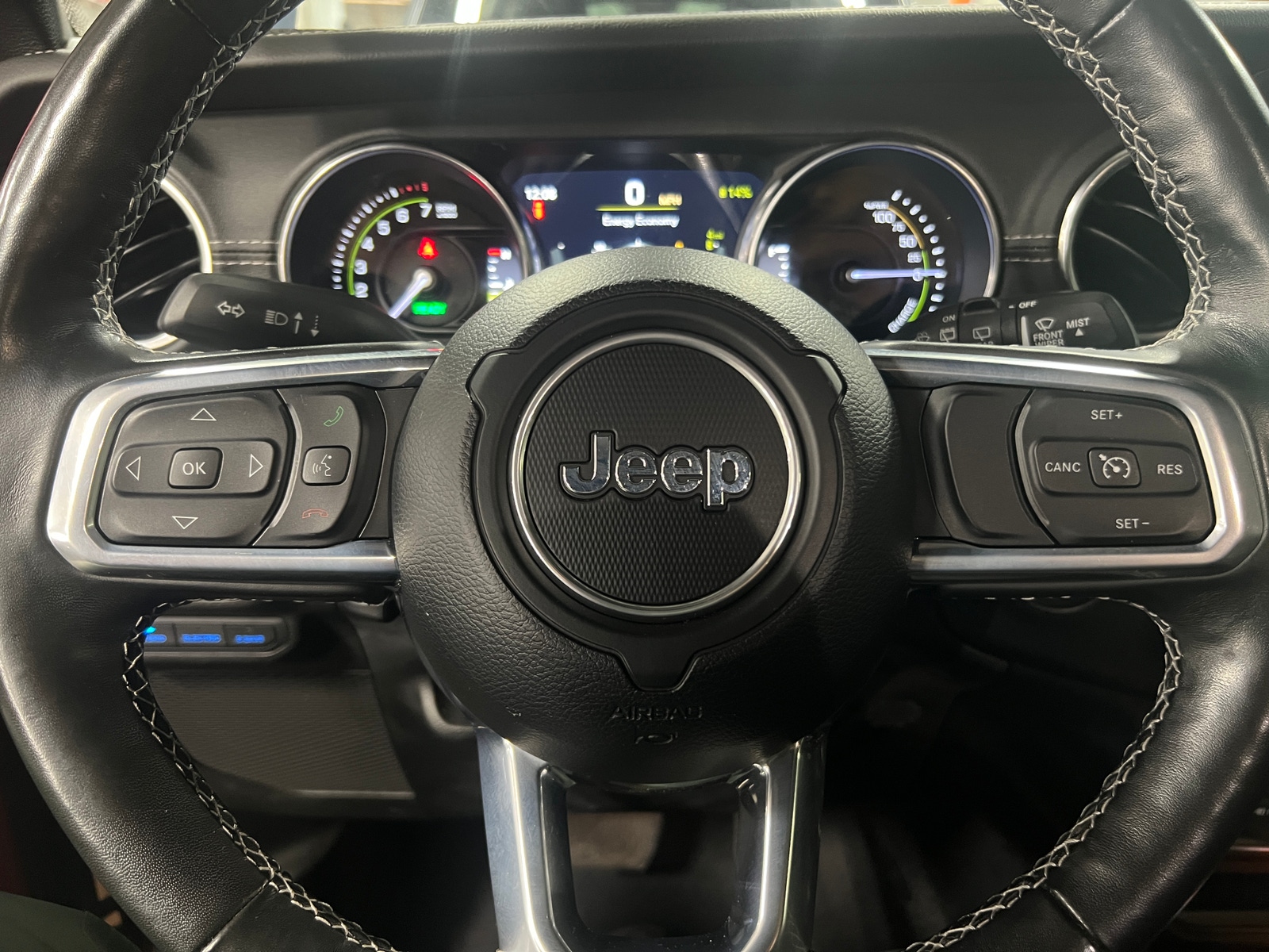 Thumbnail: 2021 Jeep Wrangler - 5
