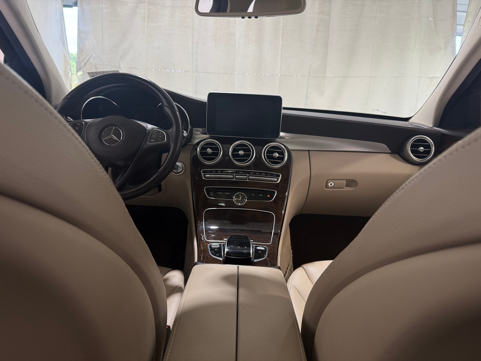 Thumbnail: 2016 Mercedes-Benz C-Class - 2