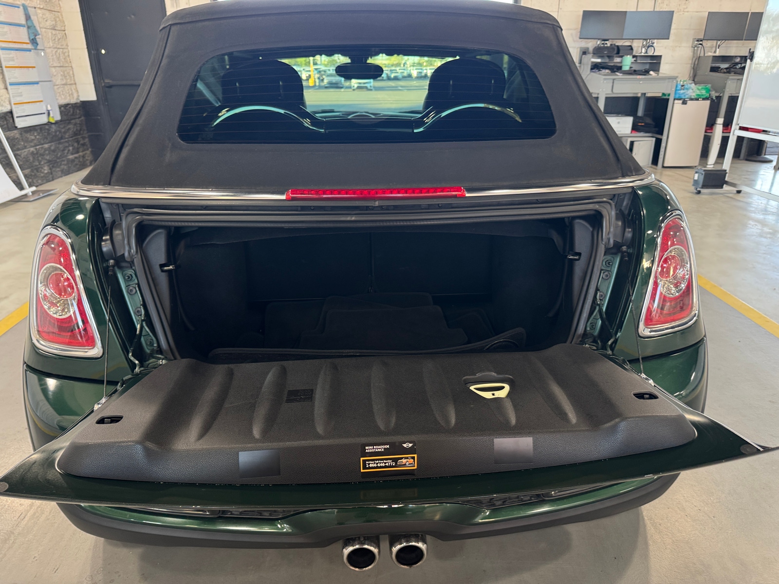 Thumbnail: 2015 MINI Cooper Convertible - 7