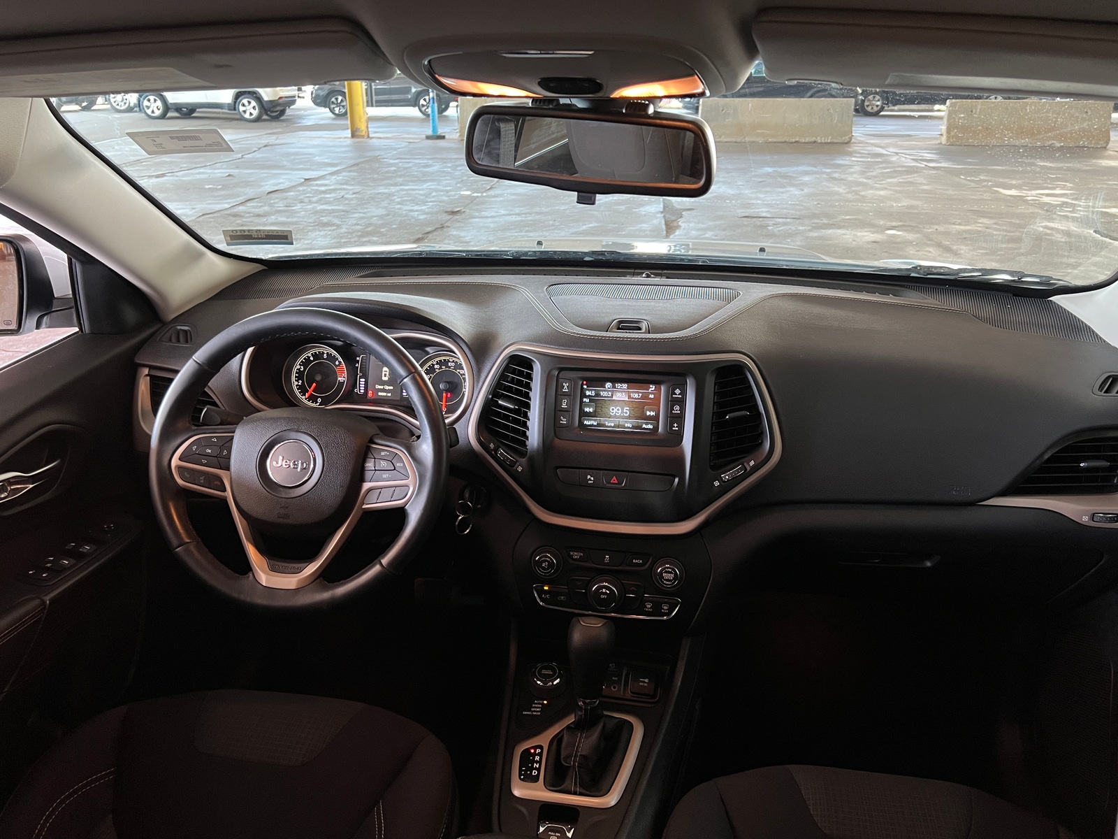 Thumbnail: 2017 Jeep Cherokee - 3