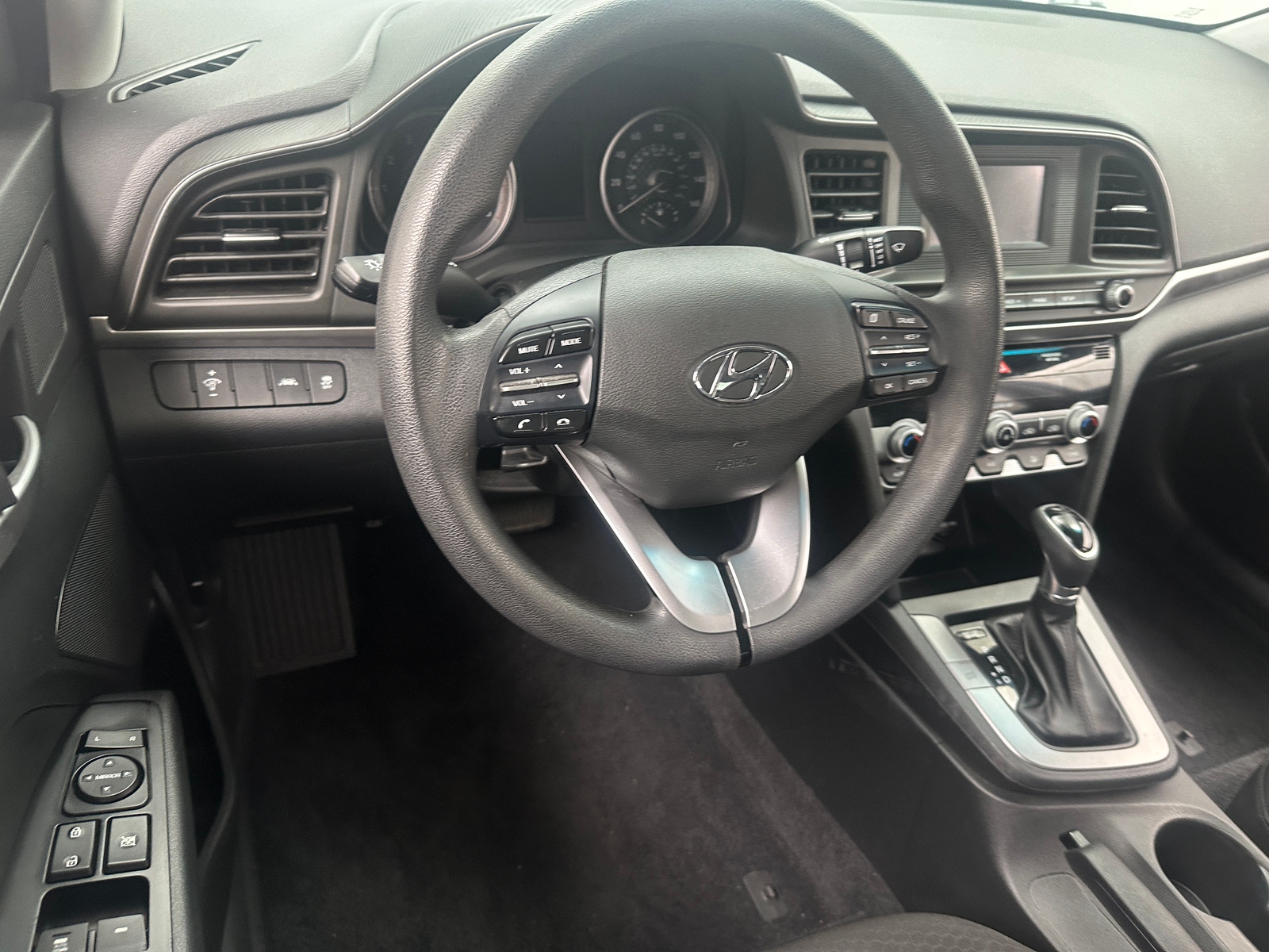 Thumbnail: 2020 Hyundai Elantra - 5